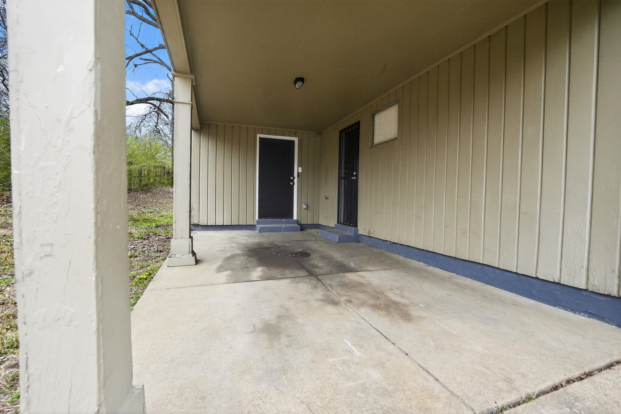 3151 Range Line Rd Property Photo 3