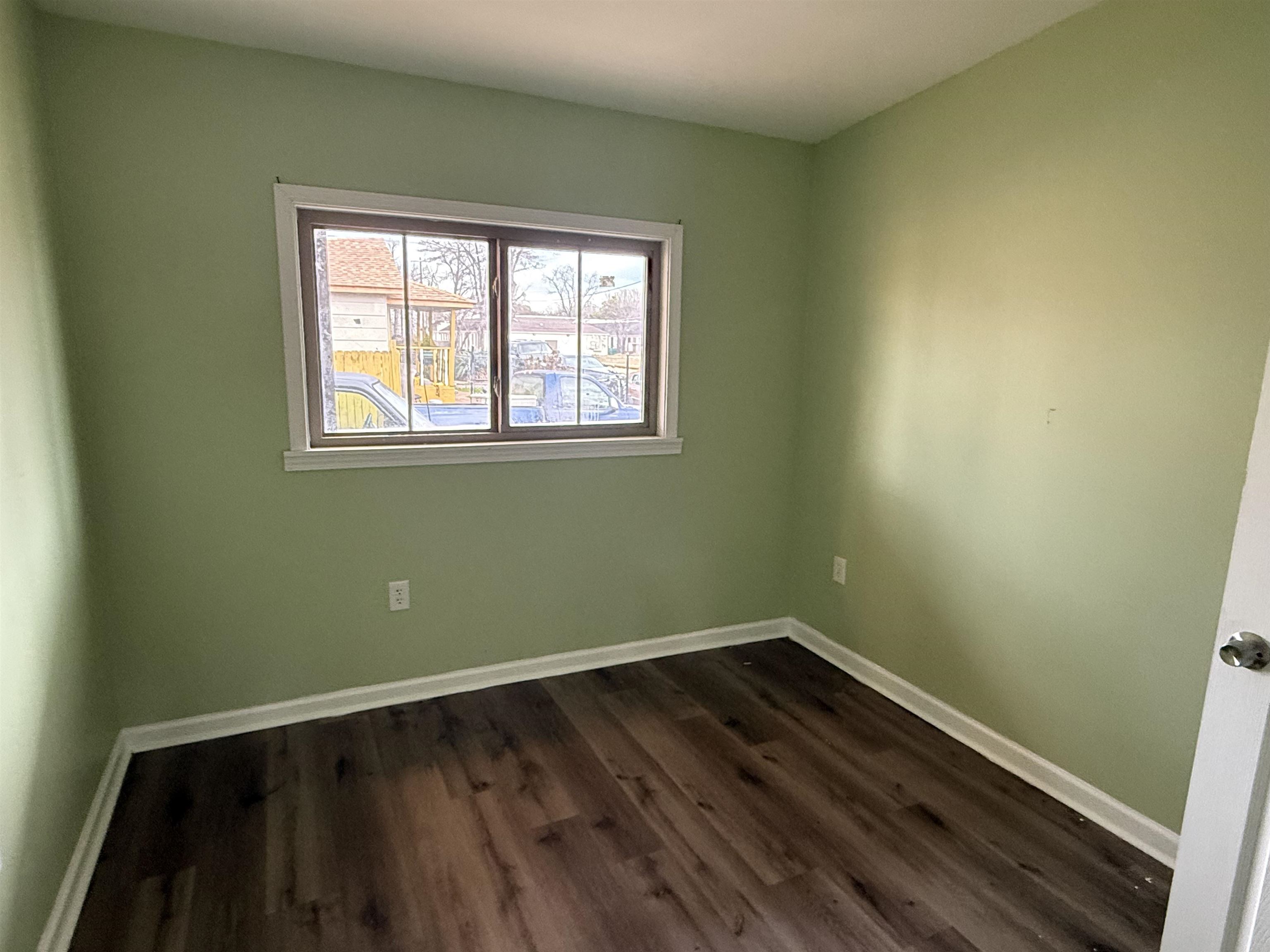 2554 Park Ave Property Photo 6