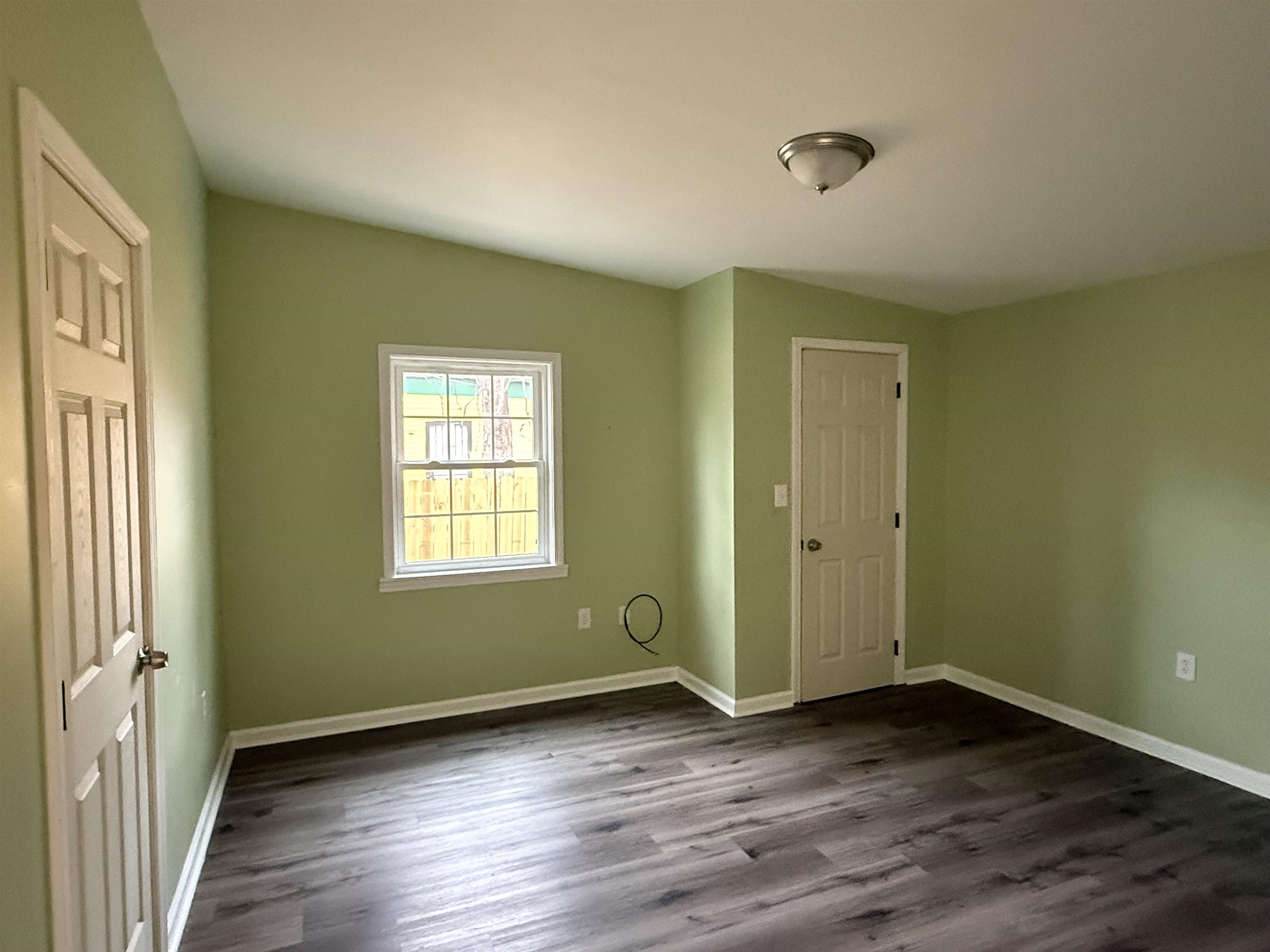 2554 Park Ave Property Photo 8