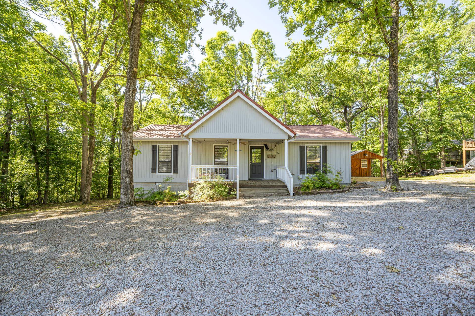 80 Contreau Rd Property Photo 2