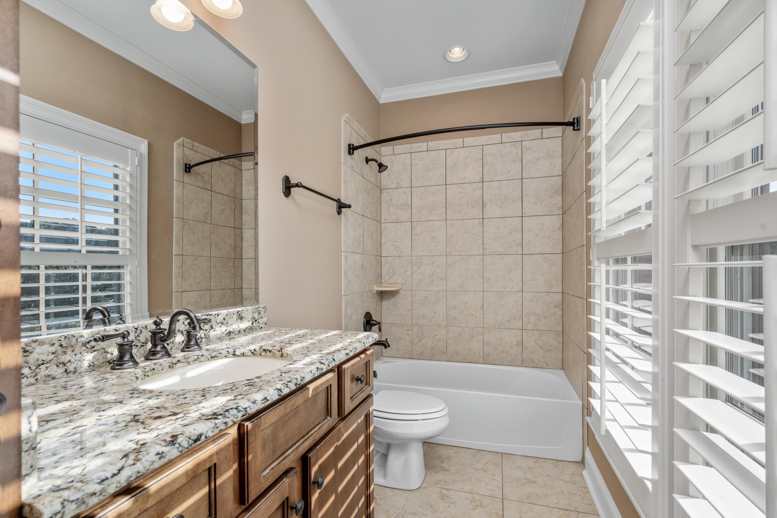 2840 Rue Jordan Cv Property Photo 35