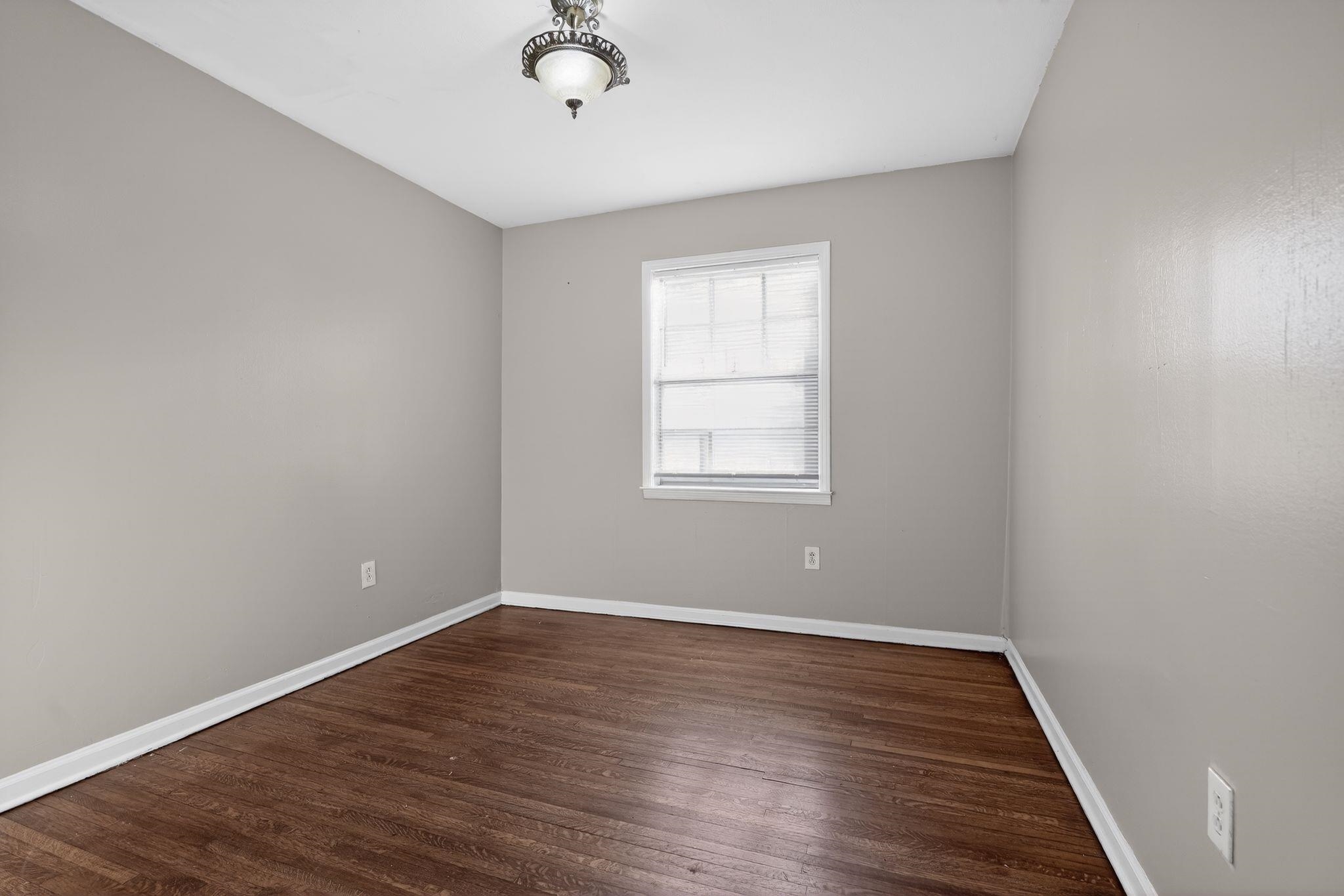 3697 Lakehurst Dr Property Photo 18