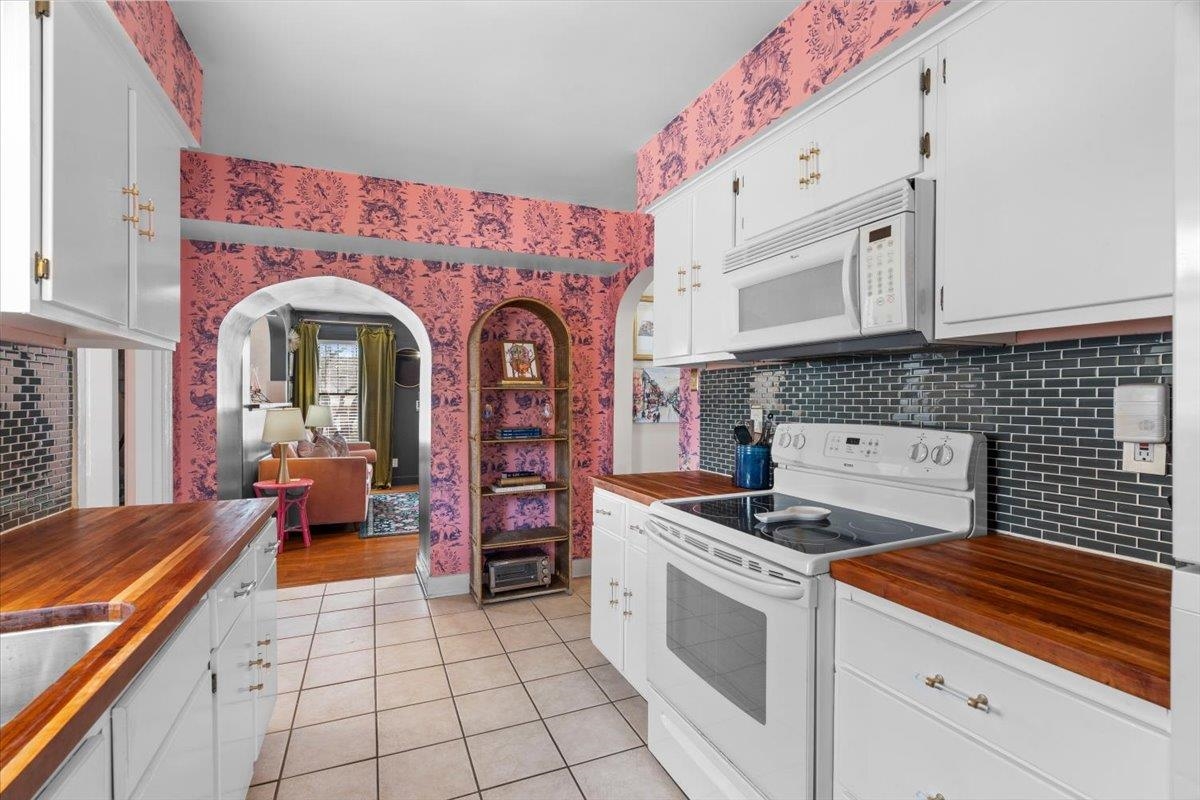 1790 Lyndale Ave Property Photo 10