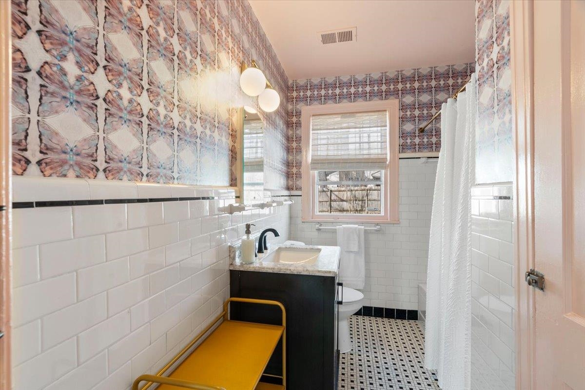 1790 Lyndale Ave Property Photo 11