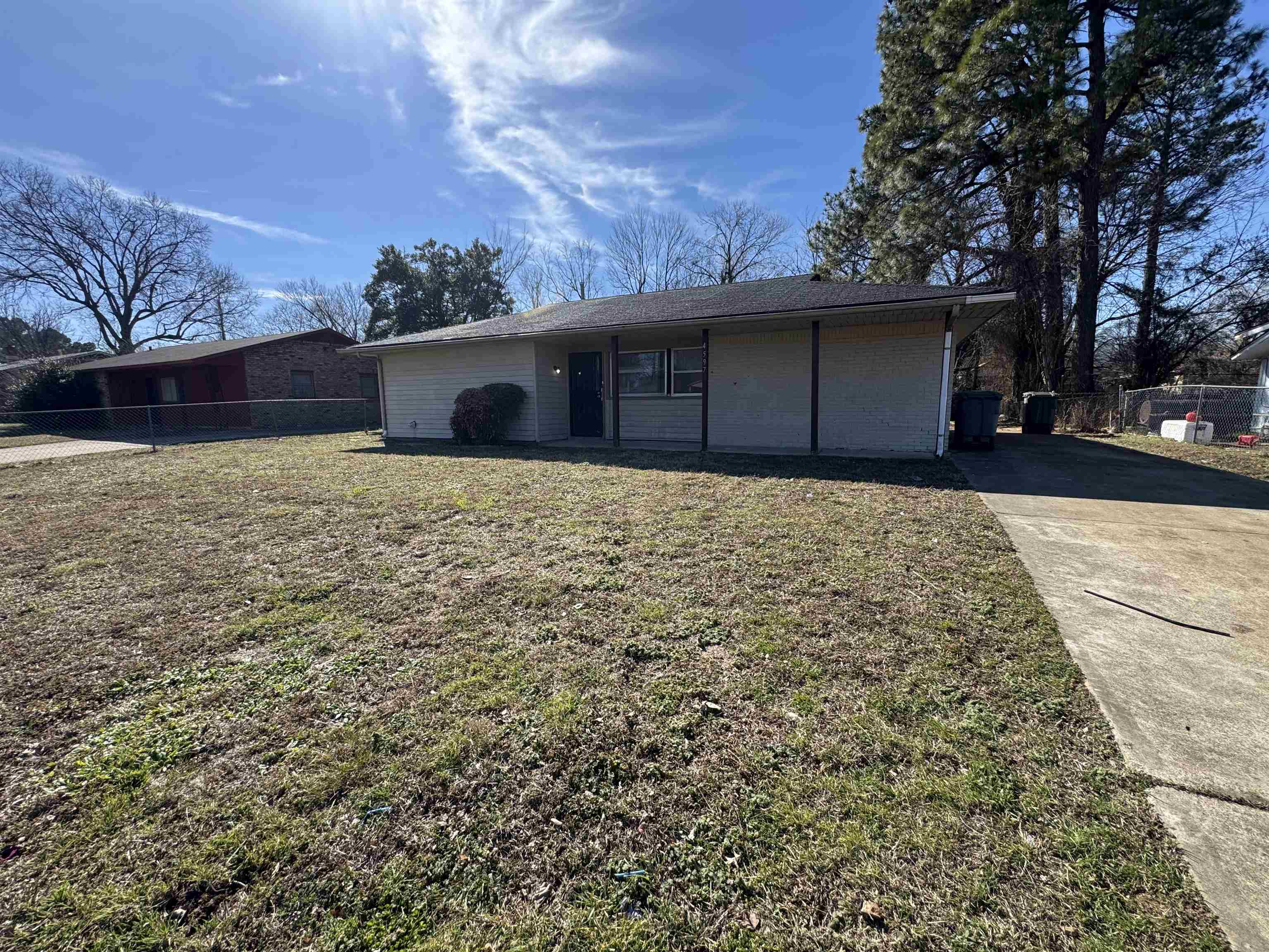 4597 WINDWARD DR Property Photo 1