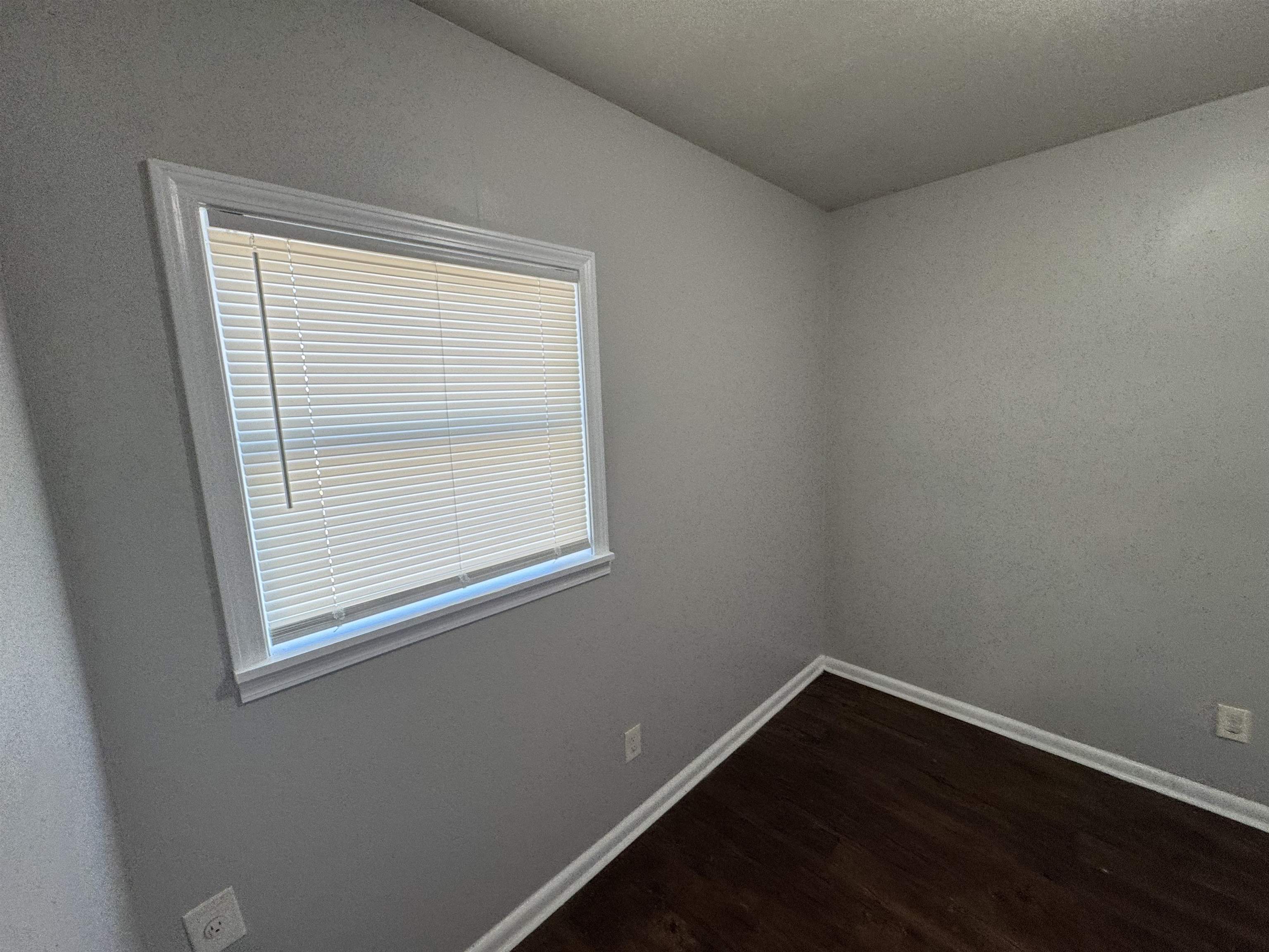 4597 Windward Dr Property Photo 2