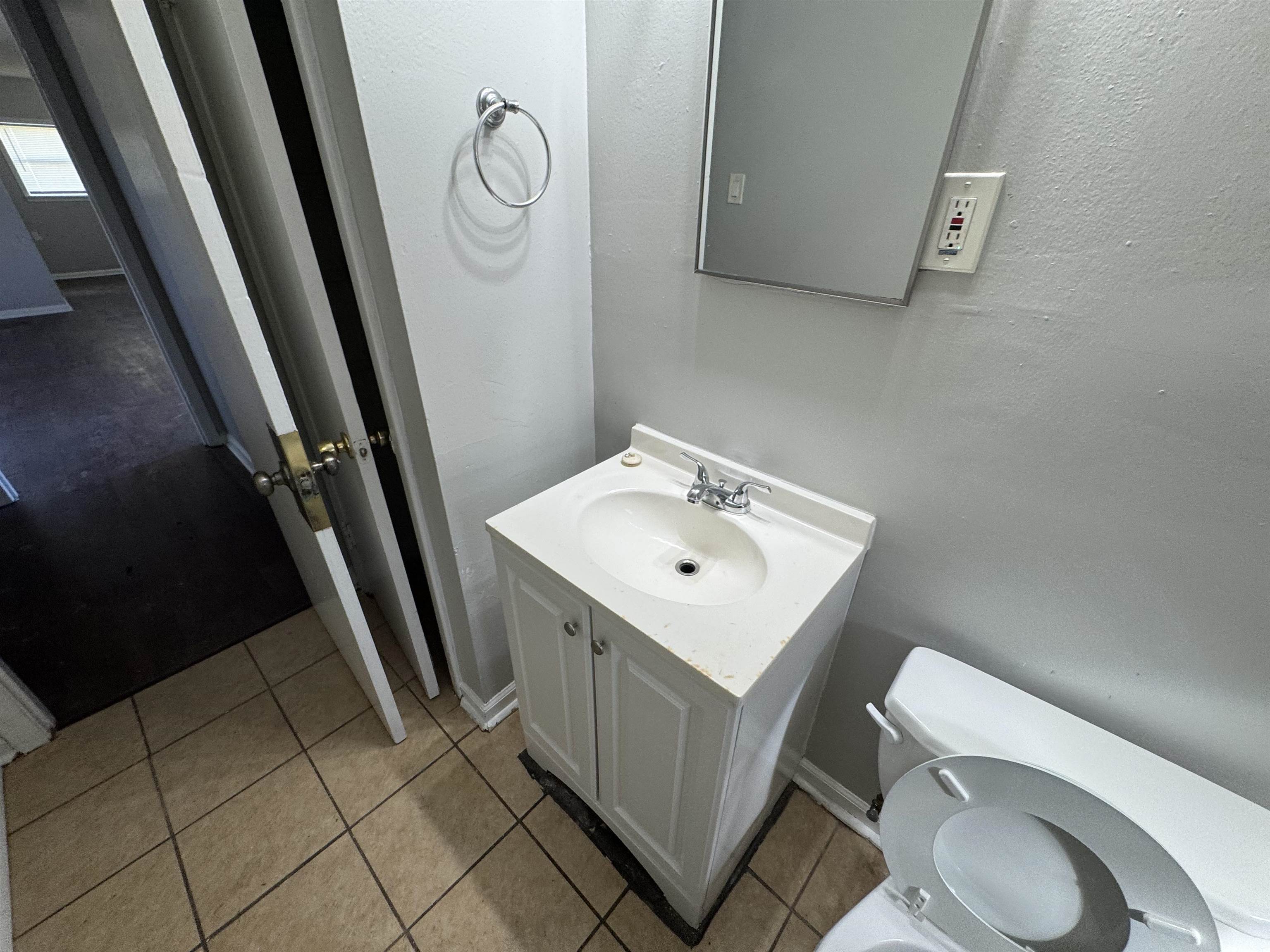 4597 Windward Dr Property Photo 6