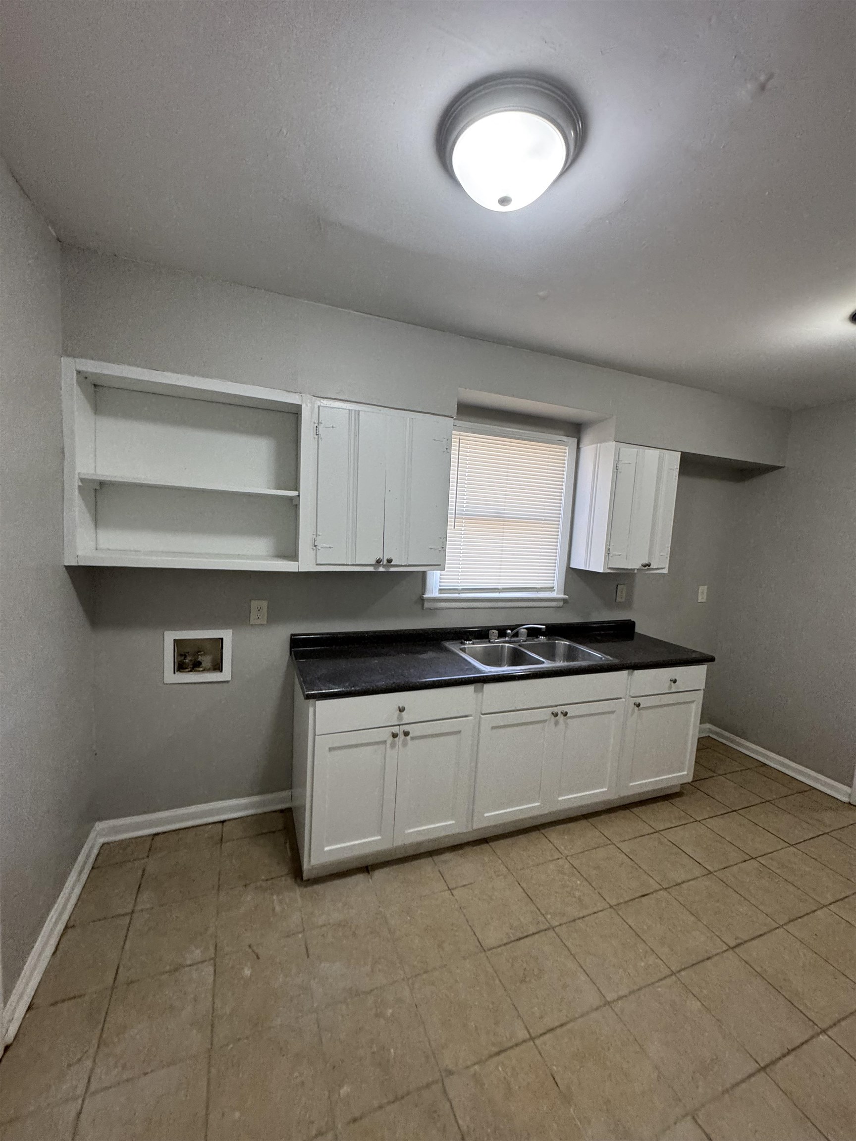 4597 Windward Dr Property Photo 12