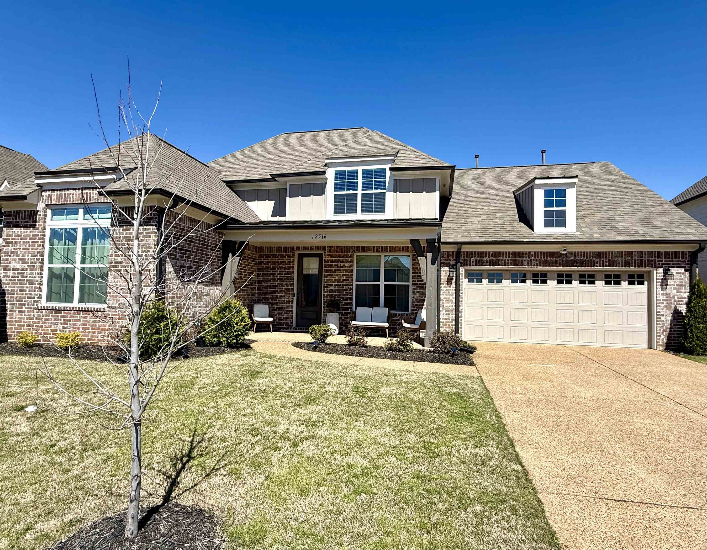 12516 Golden Bell Dr Property Photo 3