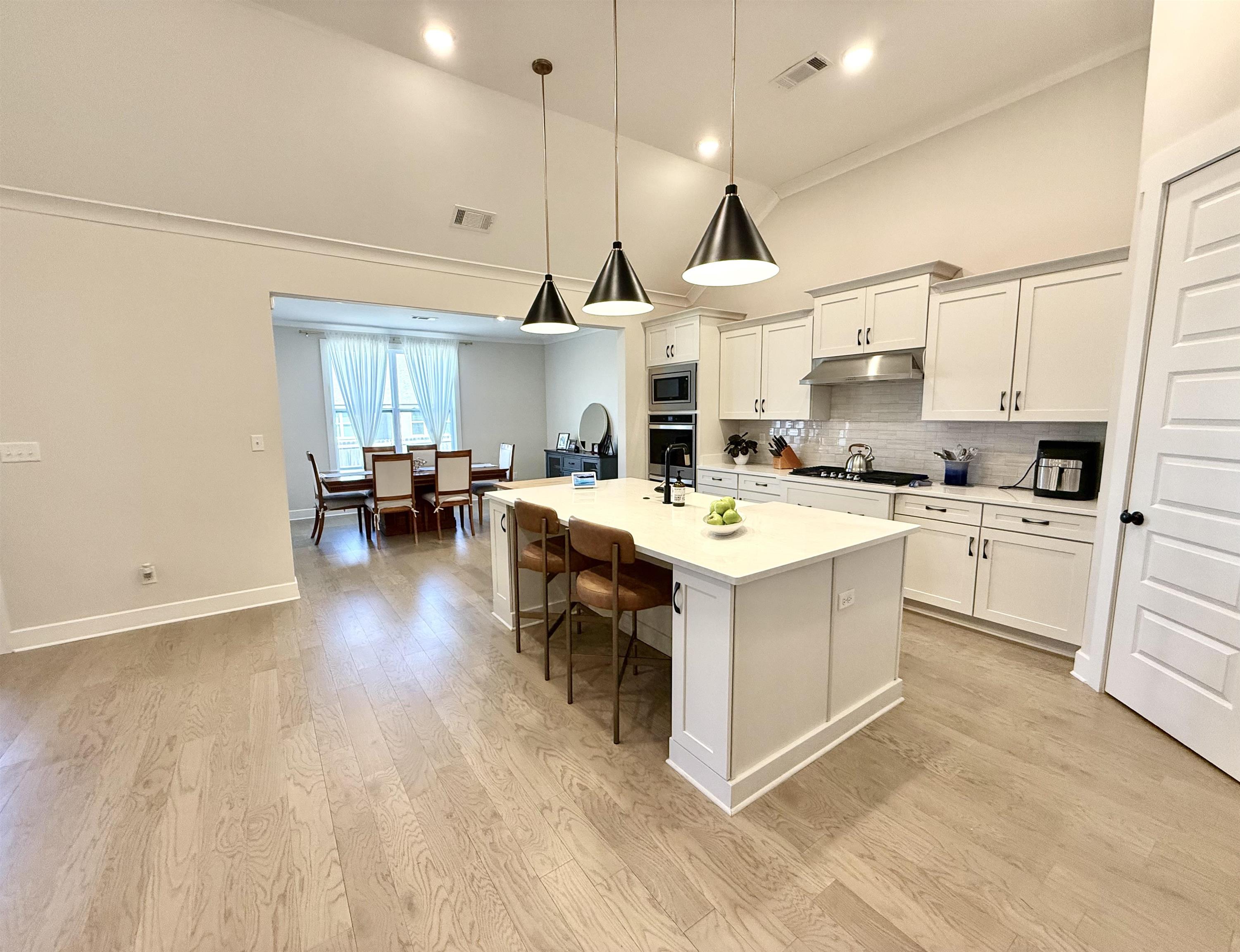 12516 Golden Bell Dr Property Photo 11