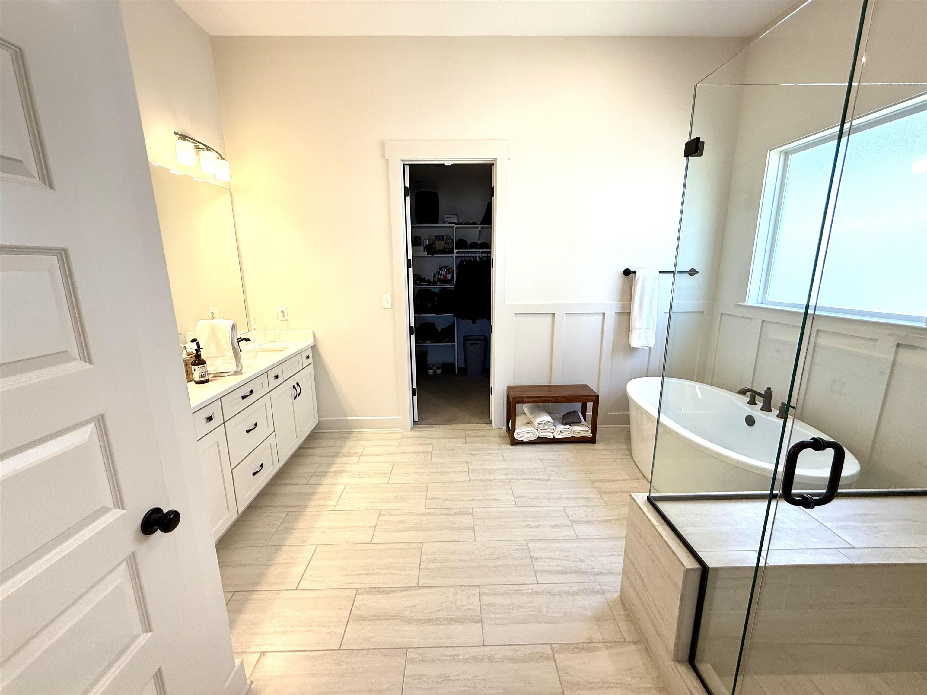 12516 Golden Bell Dr Property Photo 16