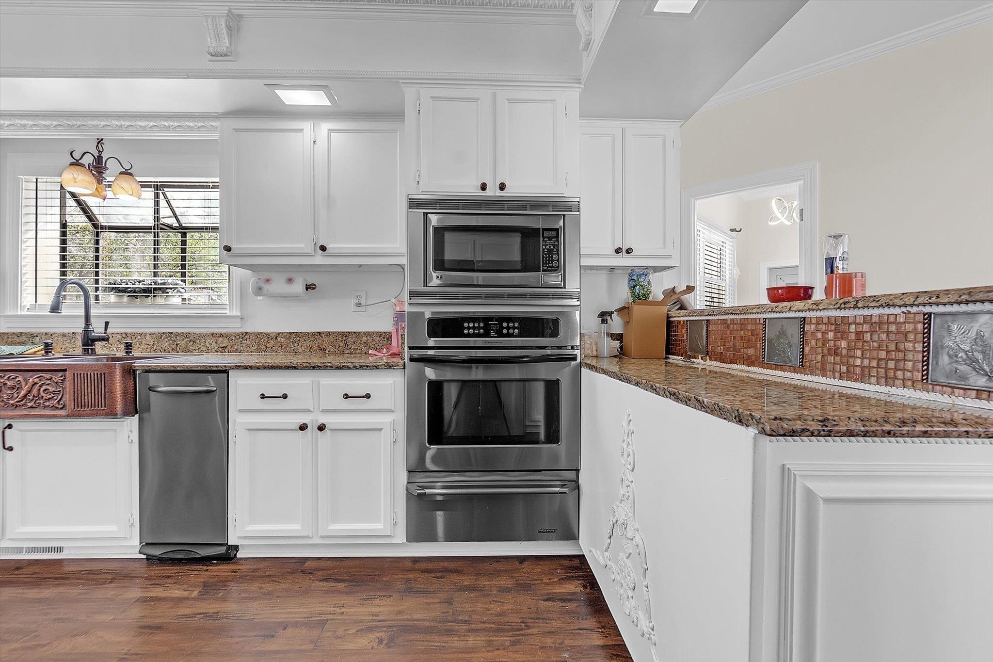 1235 Dexter Ln Property Photo 11