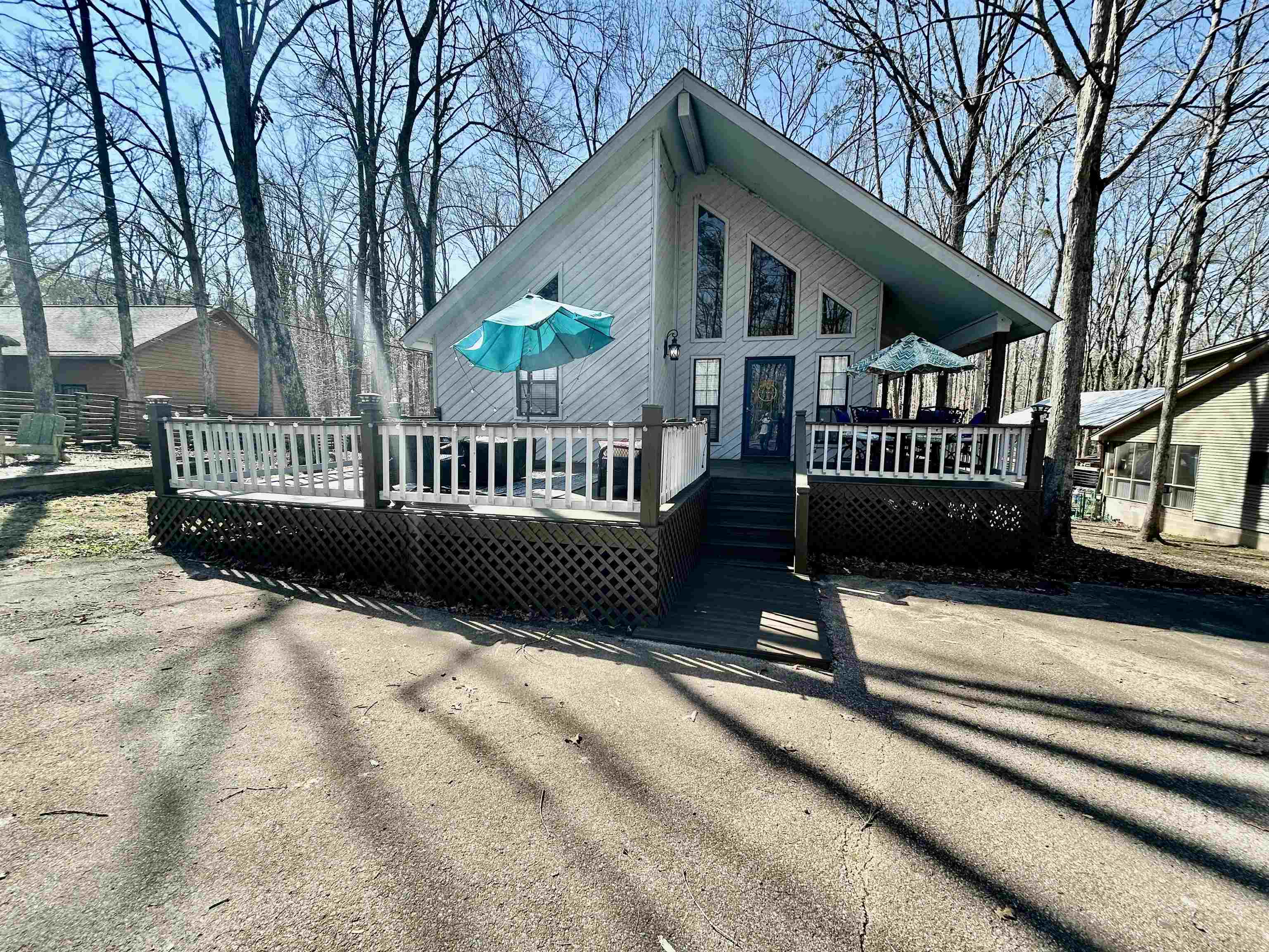 95 Blade Bay Property Photo 1