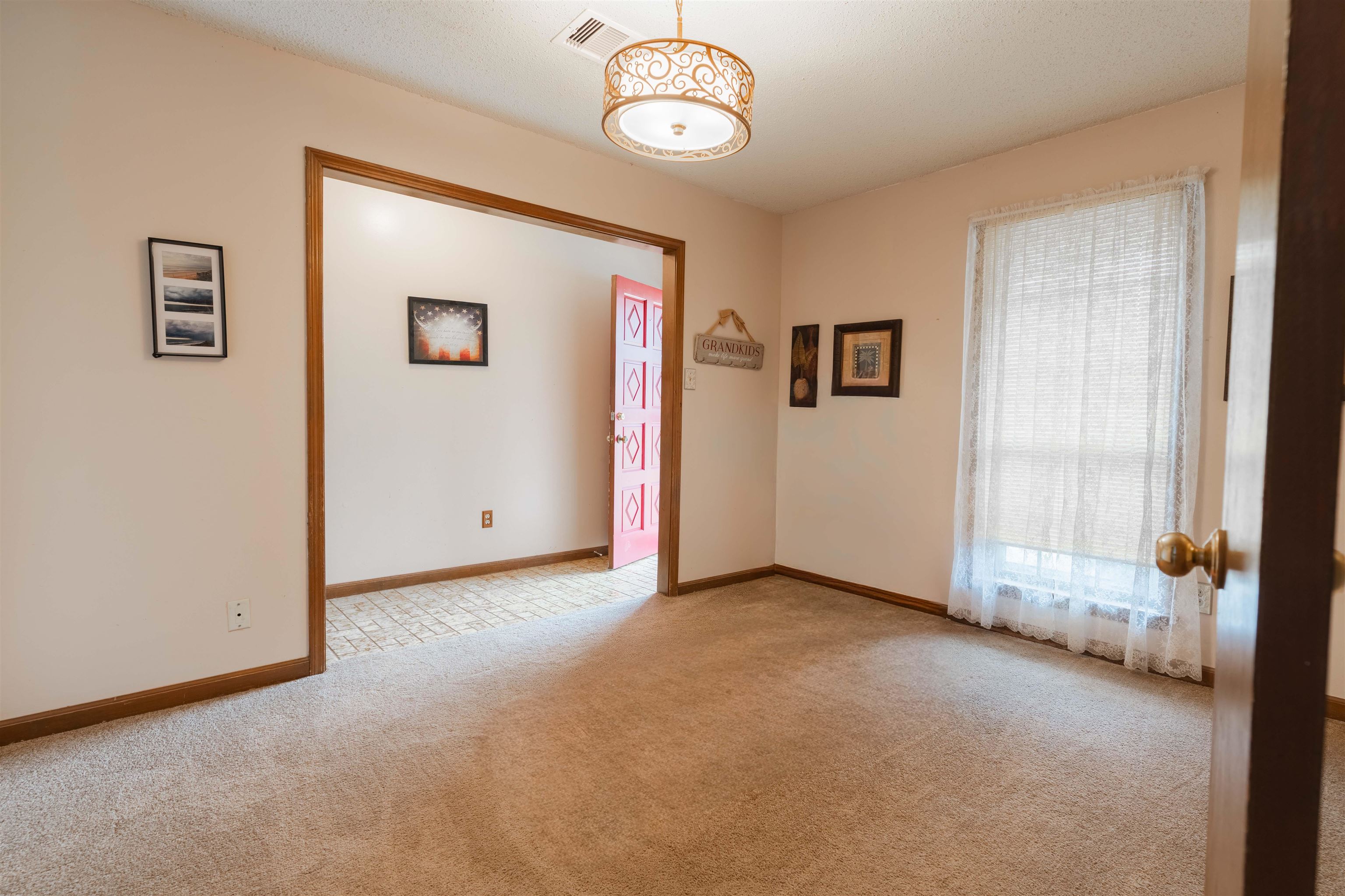 6371 Briergate Dr Property Photo 6