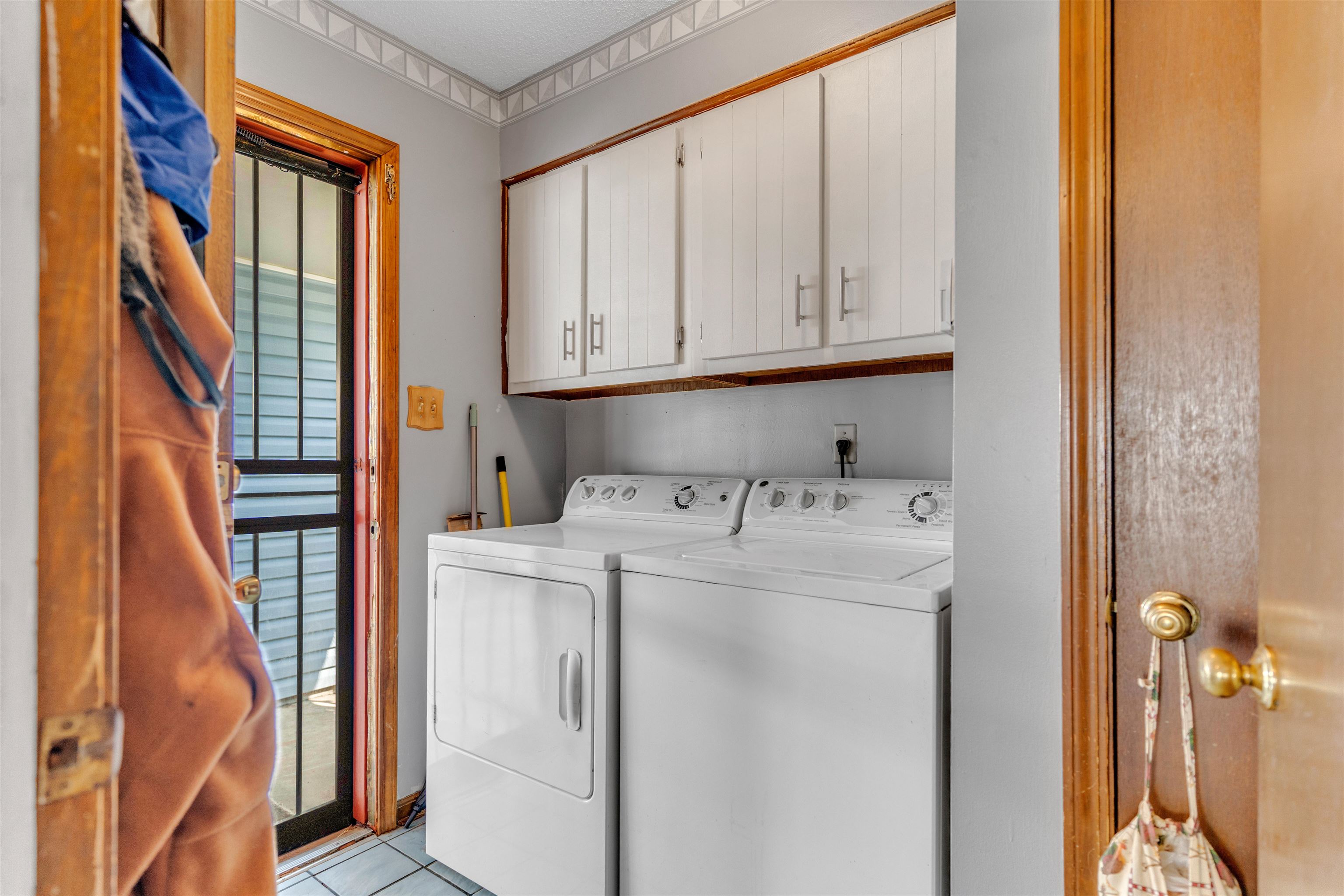 6371 Briergate Dr Property Photo 11