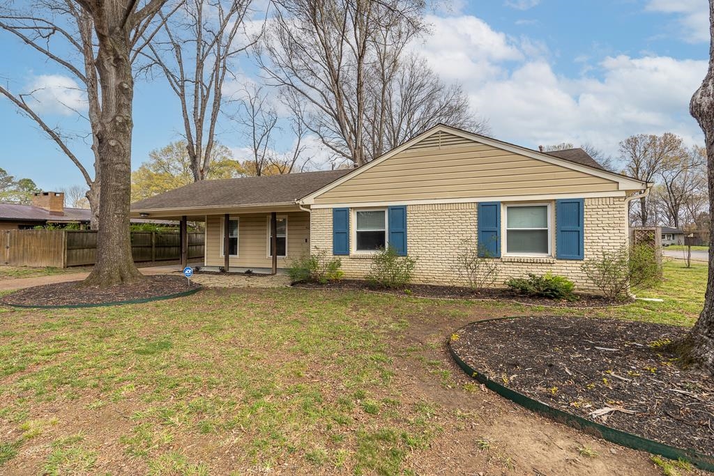5112 Whitecliff Dr Property Photo 2