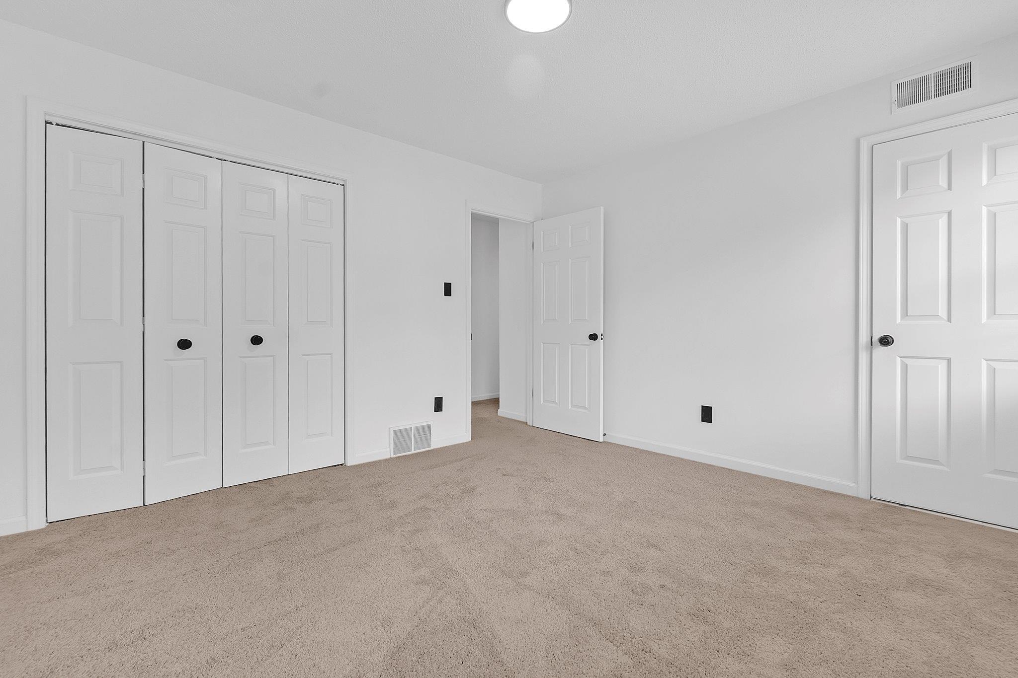 2999 Woffington Ln Property Photo 34