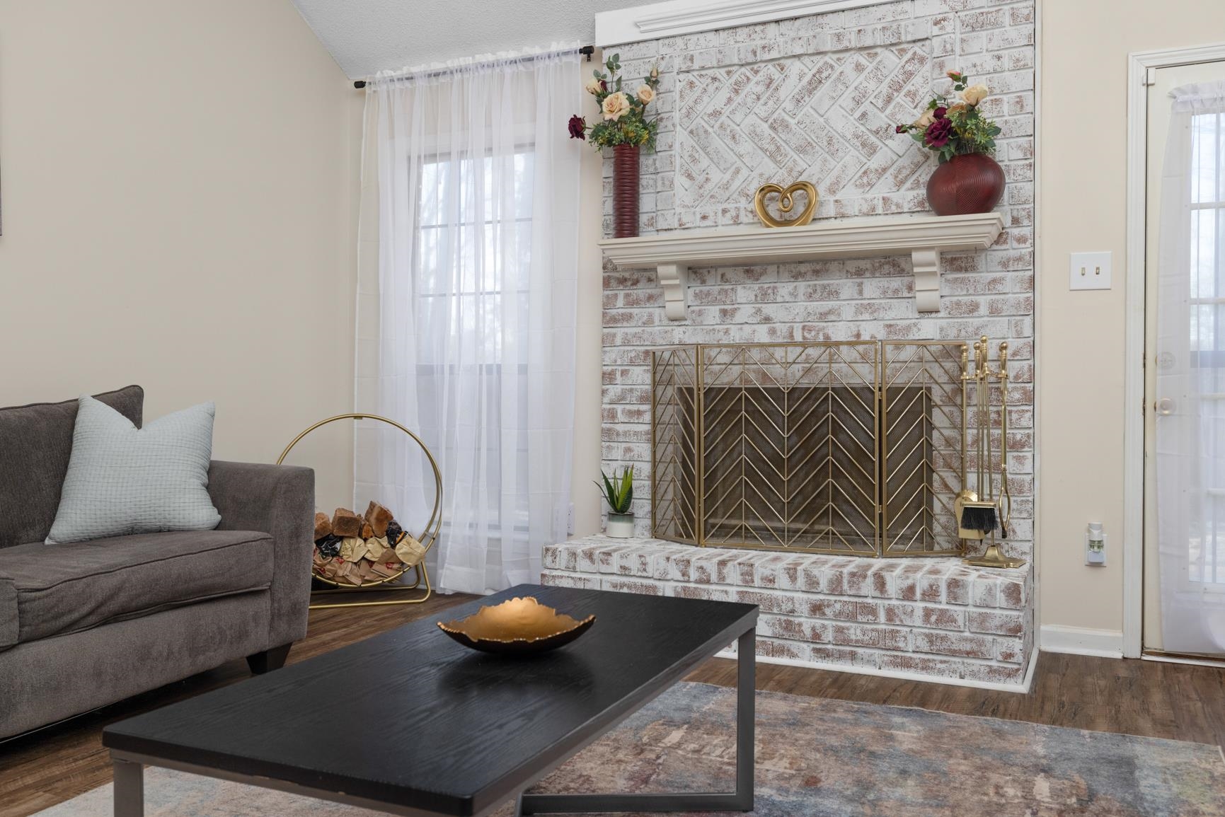 6348 Baird Ln Property Photo 7
