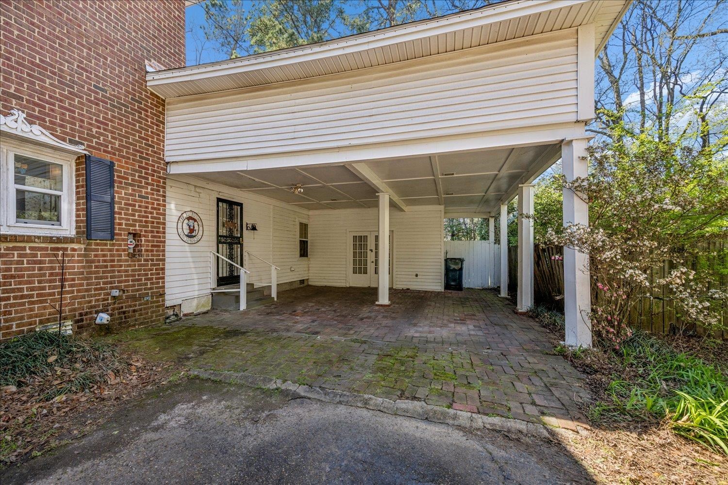 140 N Maury St Property Photo 36