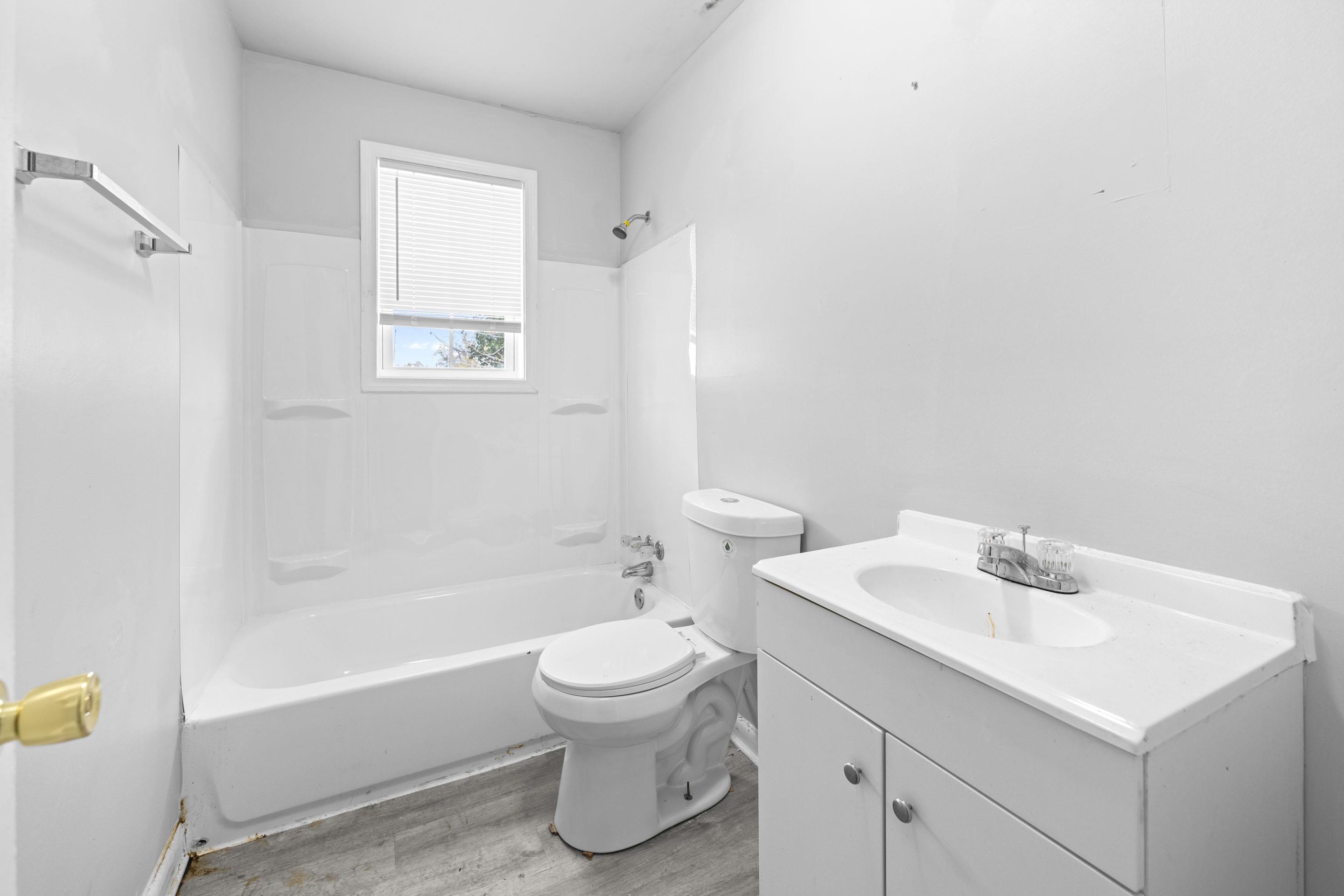 1493 Gaither St Property Photo 9