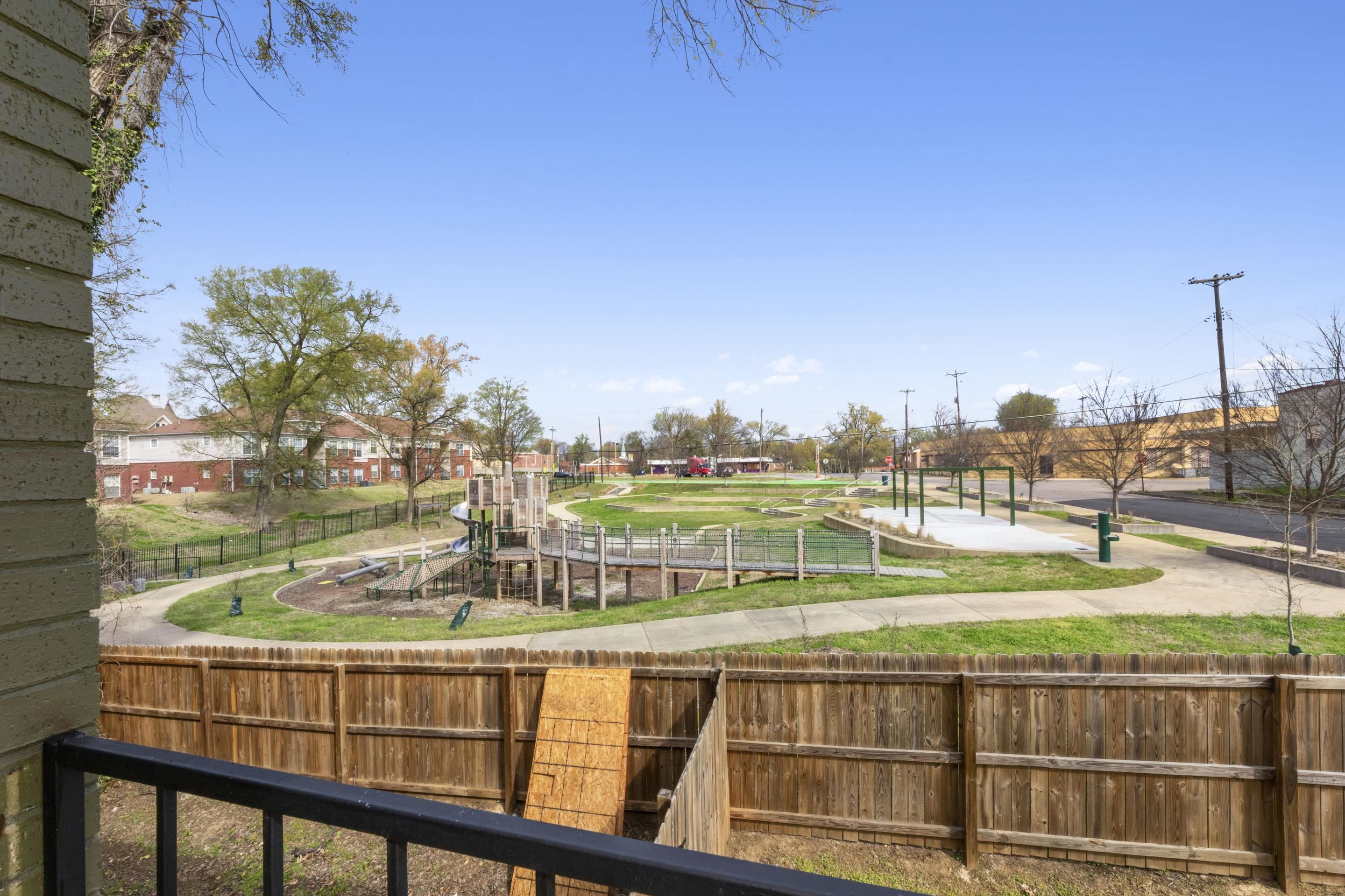 1493 Gaither St Property Photo 10
