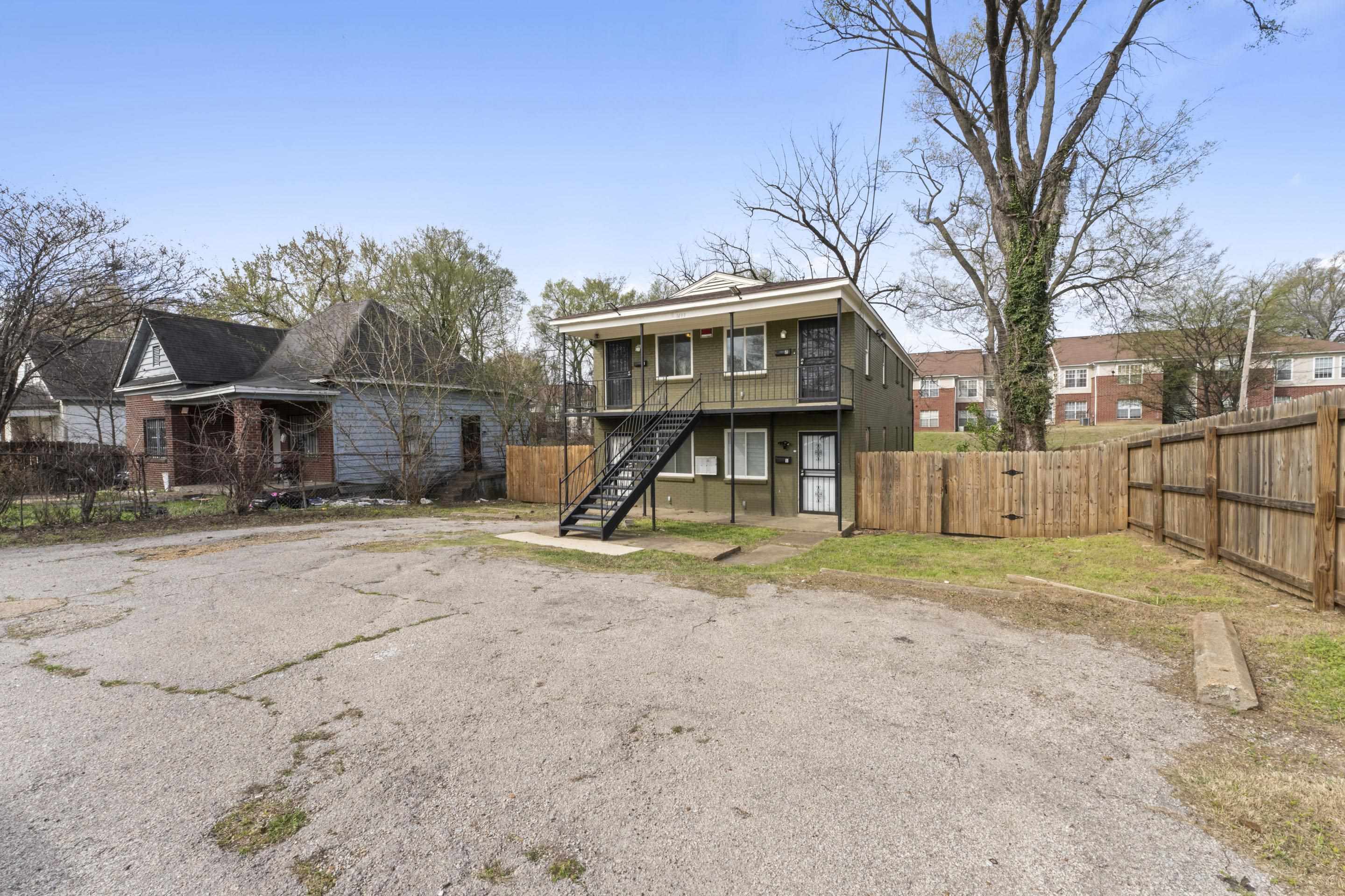 1493 Gaither St Property Photo 13