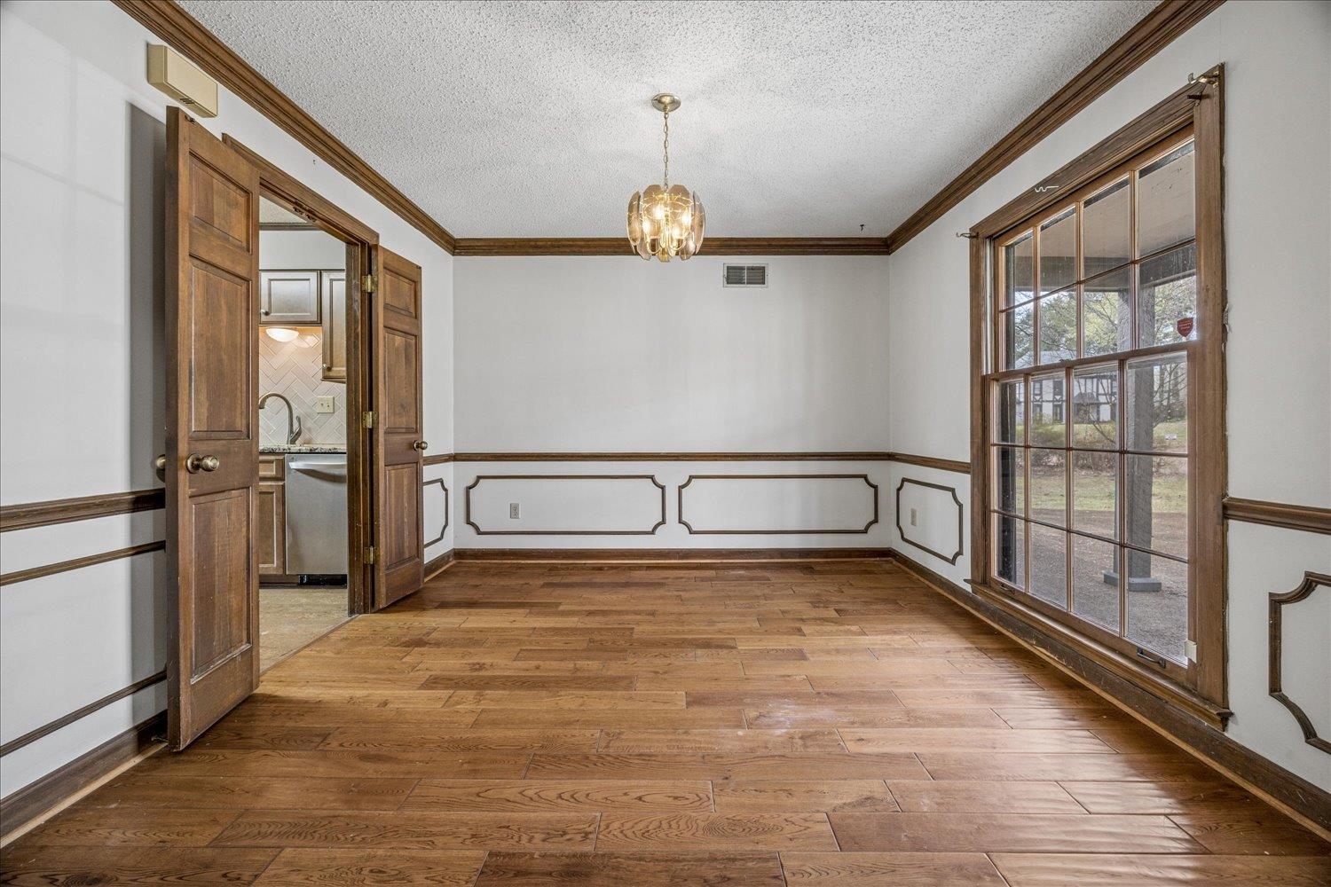 2864 Crooked Oak Dr Property Photo 7