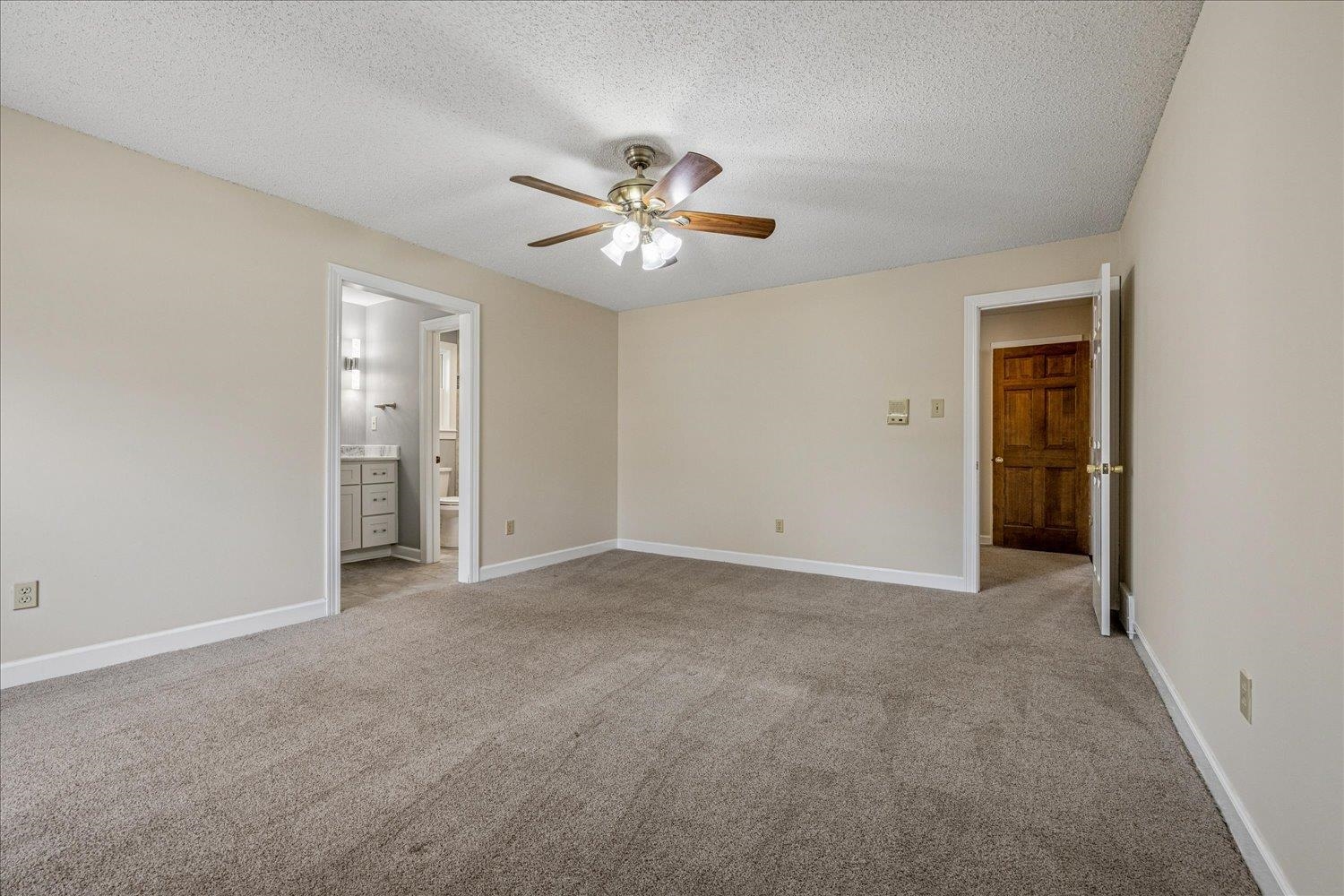 2864 Crooked Oak Dr Property Photo 14