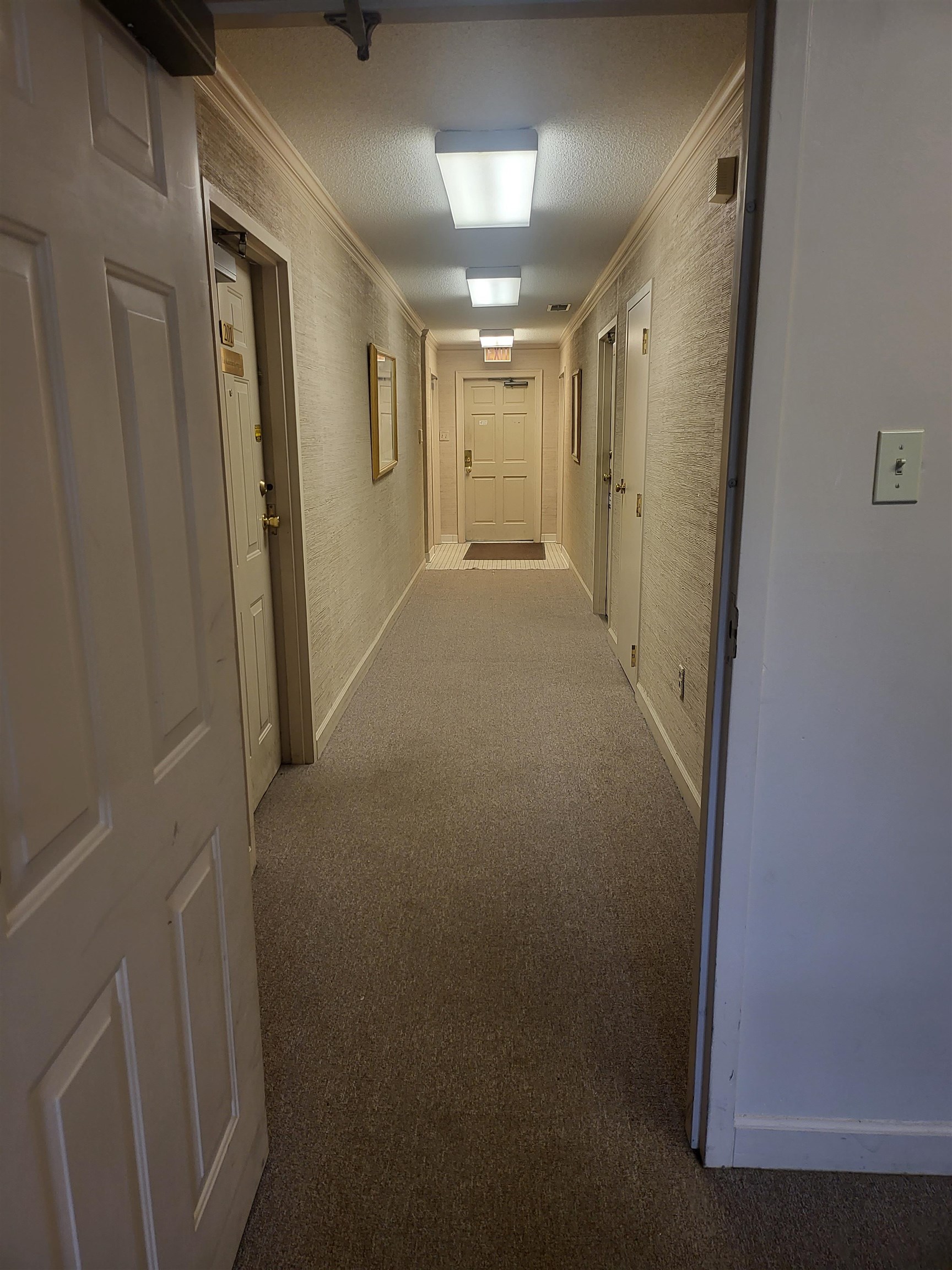 299 S Walnut Bend Rd Suite 203 Property Photo 2