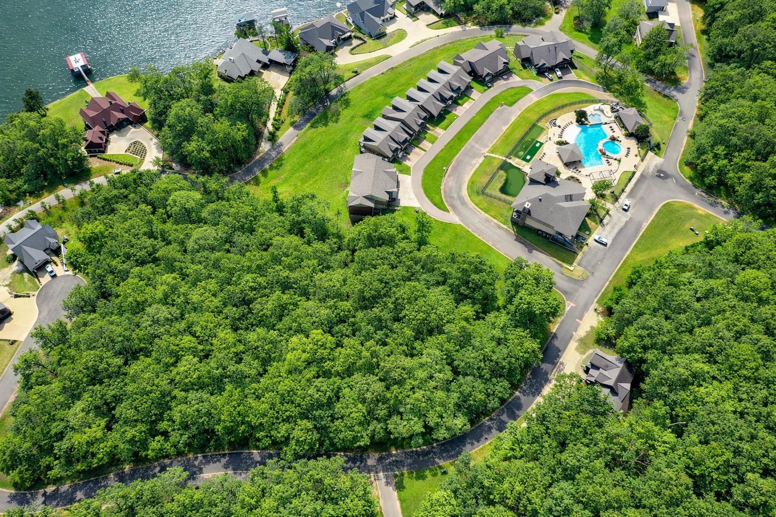 42 Breathtaking Loop Property Photo 10