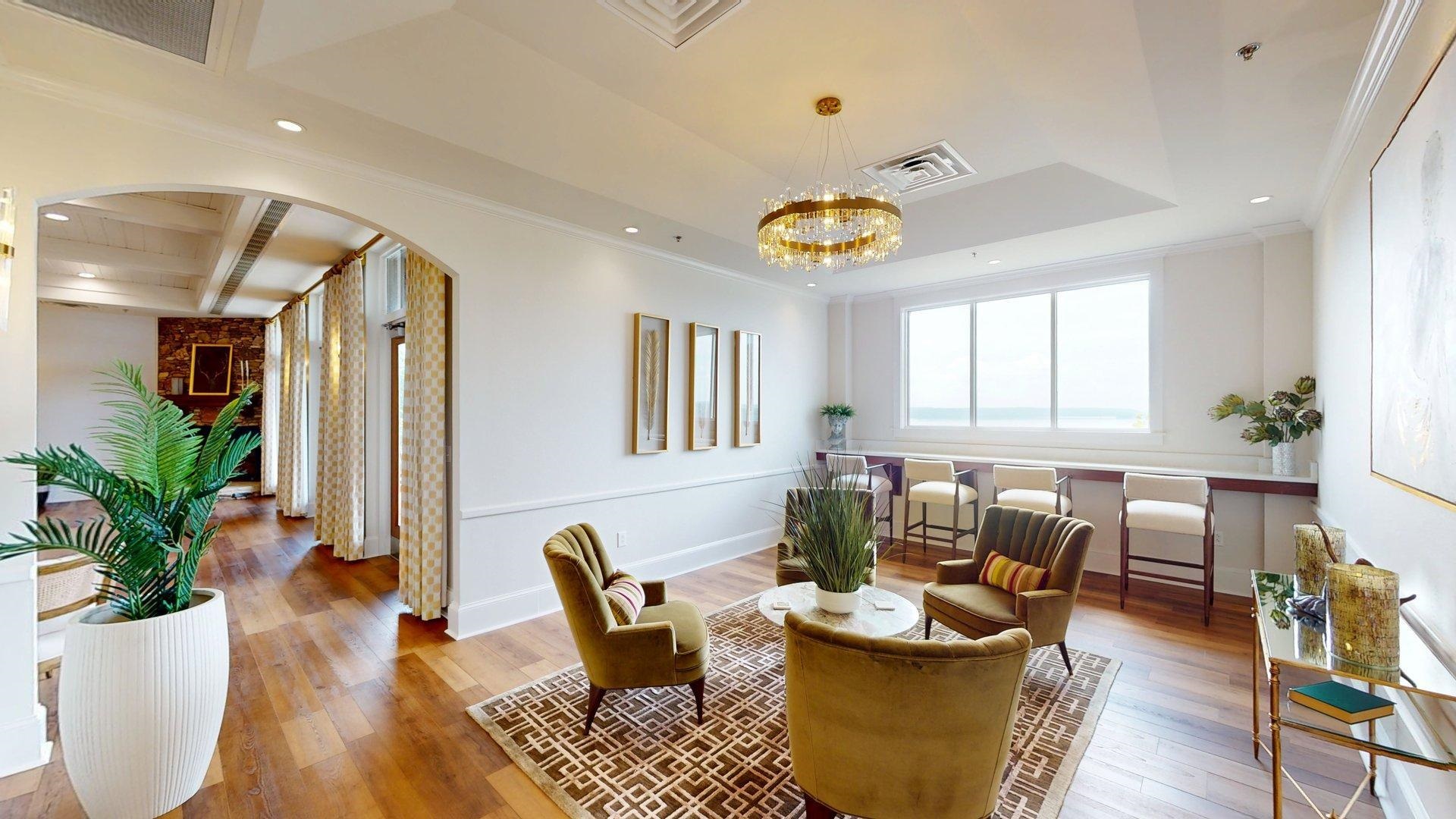 42 Breathtaking Loop Property Photo 25