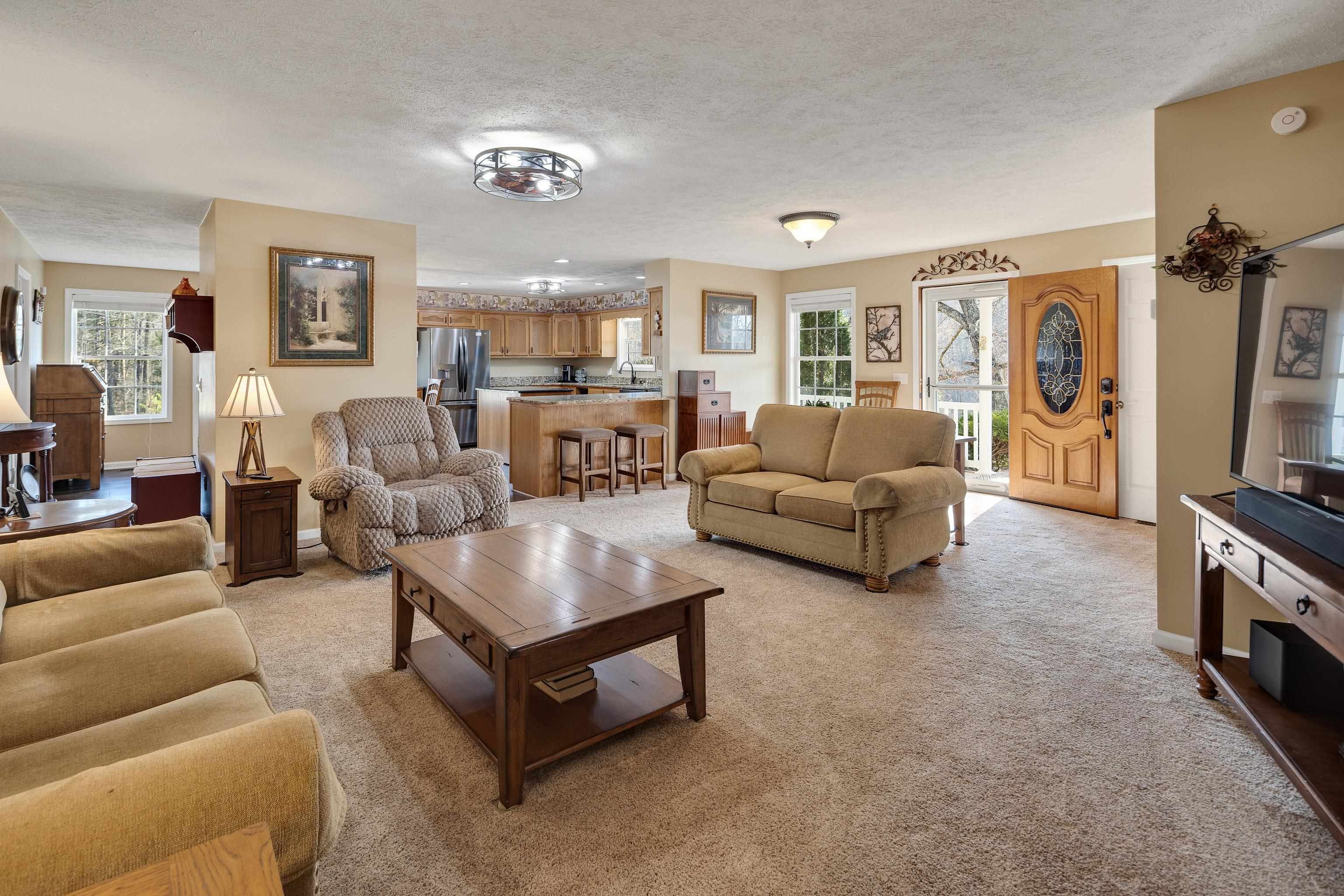 65 Browning Knoll Cv Property Photo 11