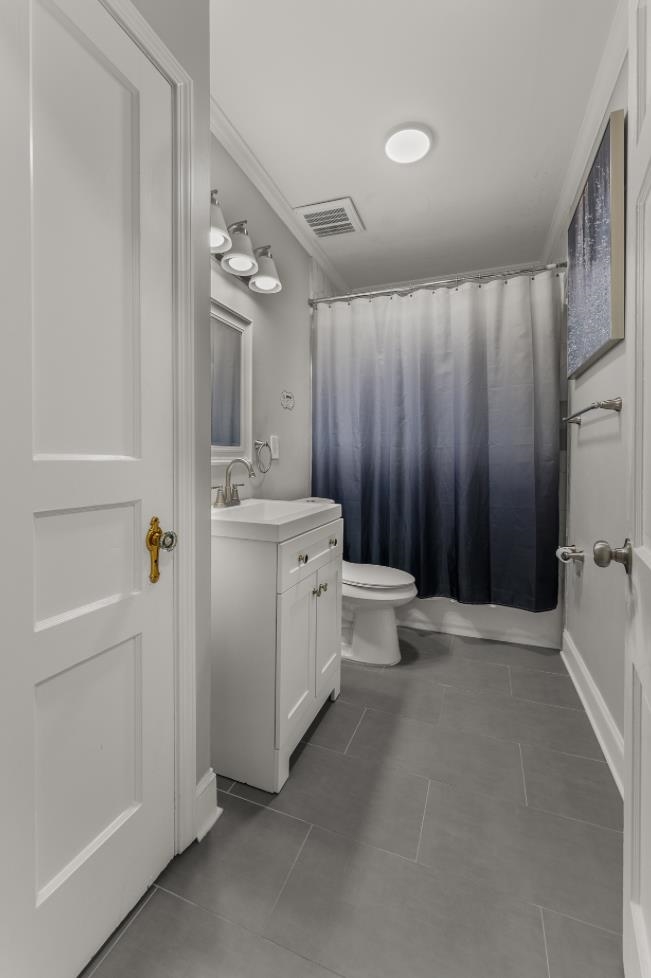 118 N Century St Property Photo 9