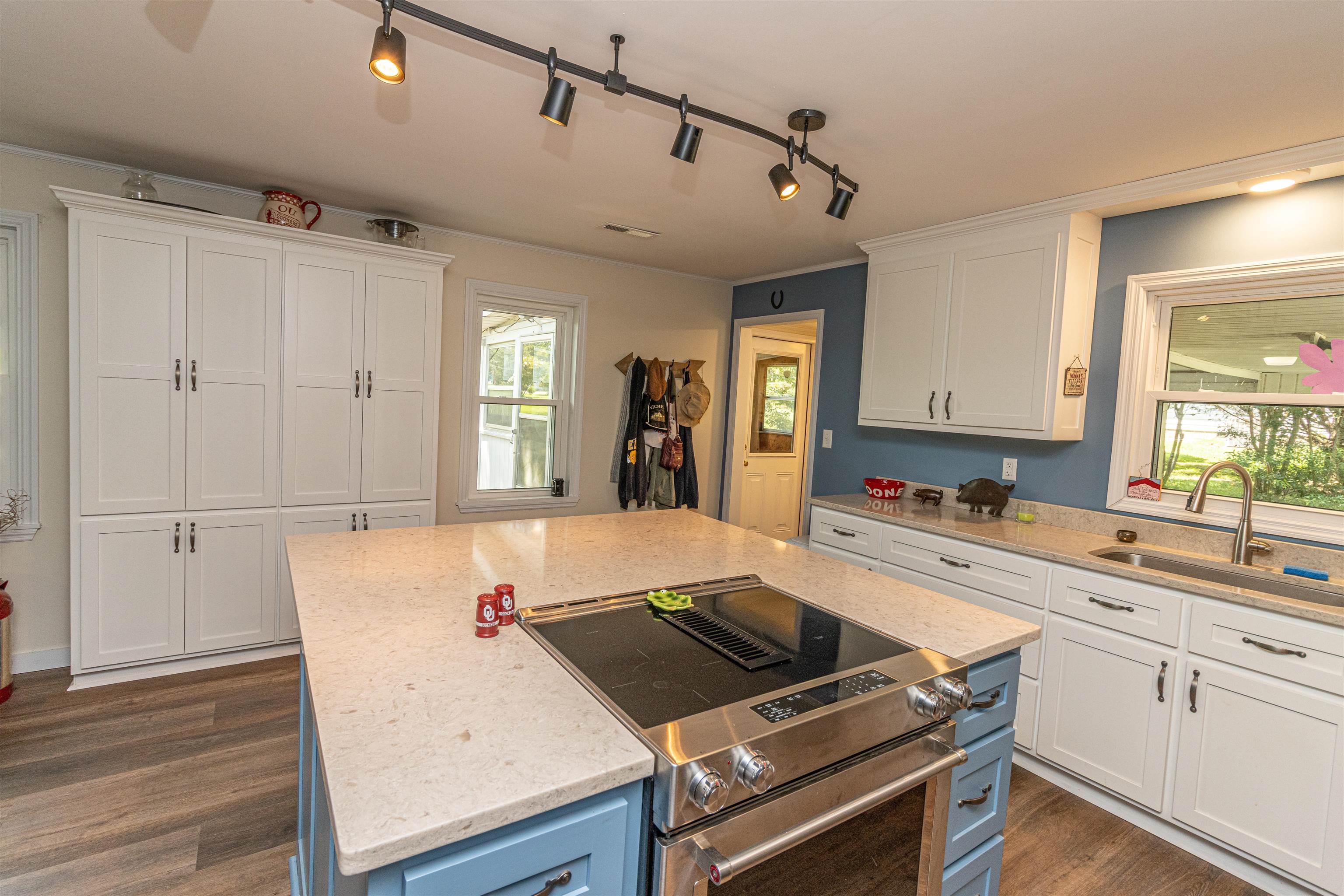 48 Baker Rd Property Photo 9