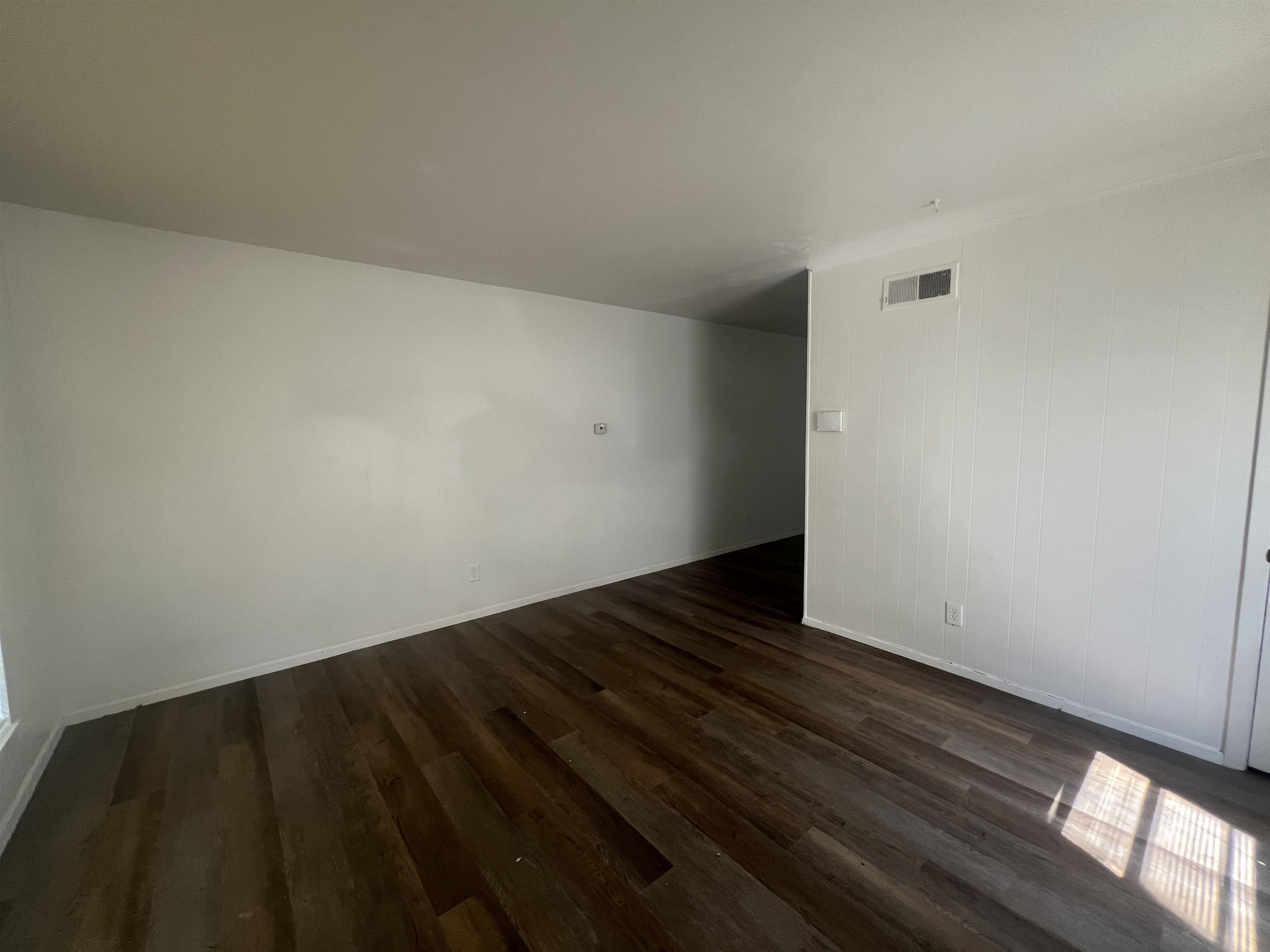 3176 Yale Ave Property Photo 12