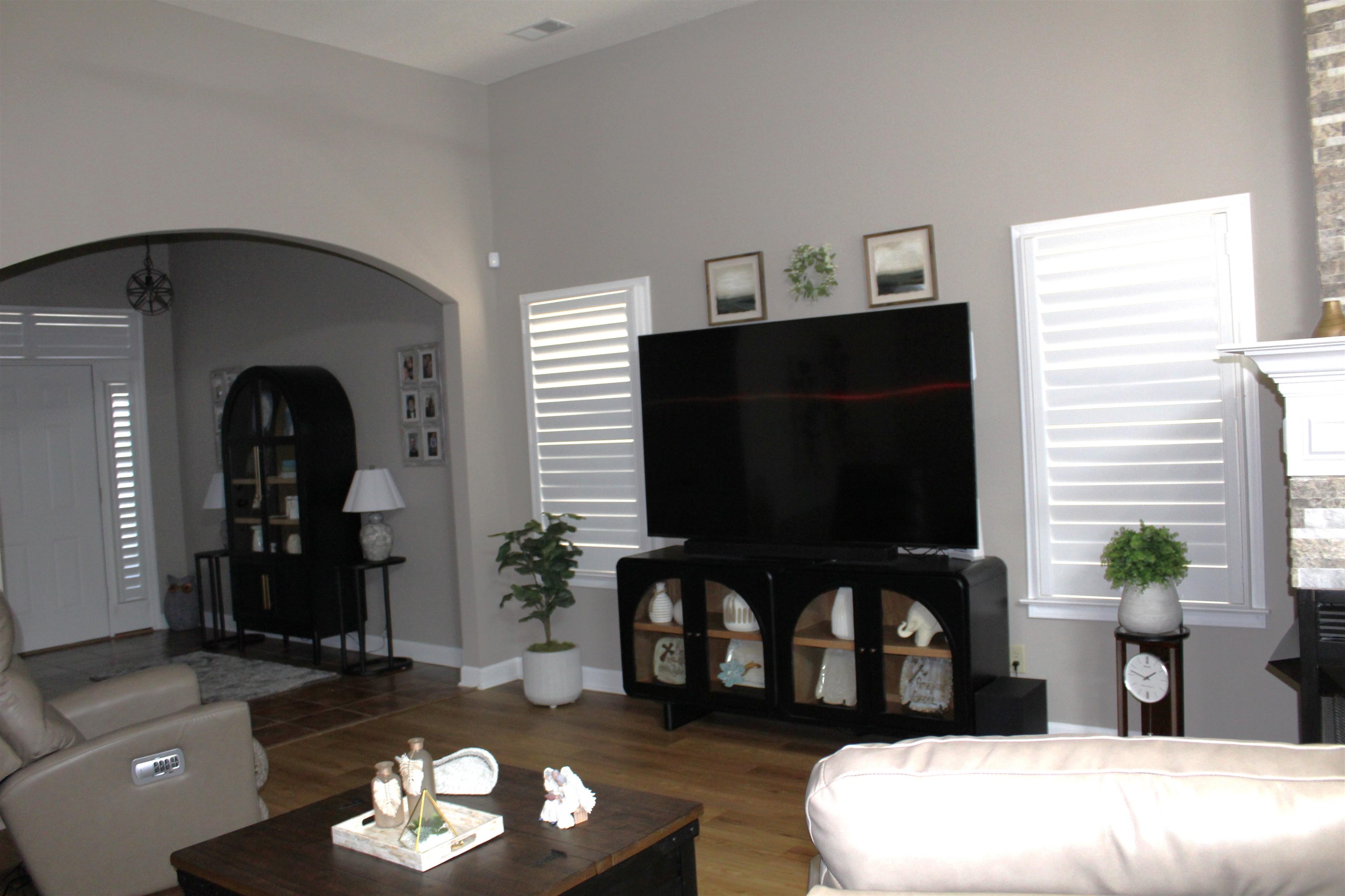 8680 Watercrest Dr Property Photo 3