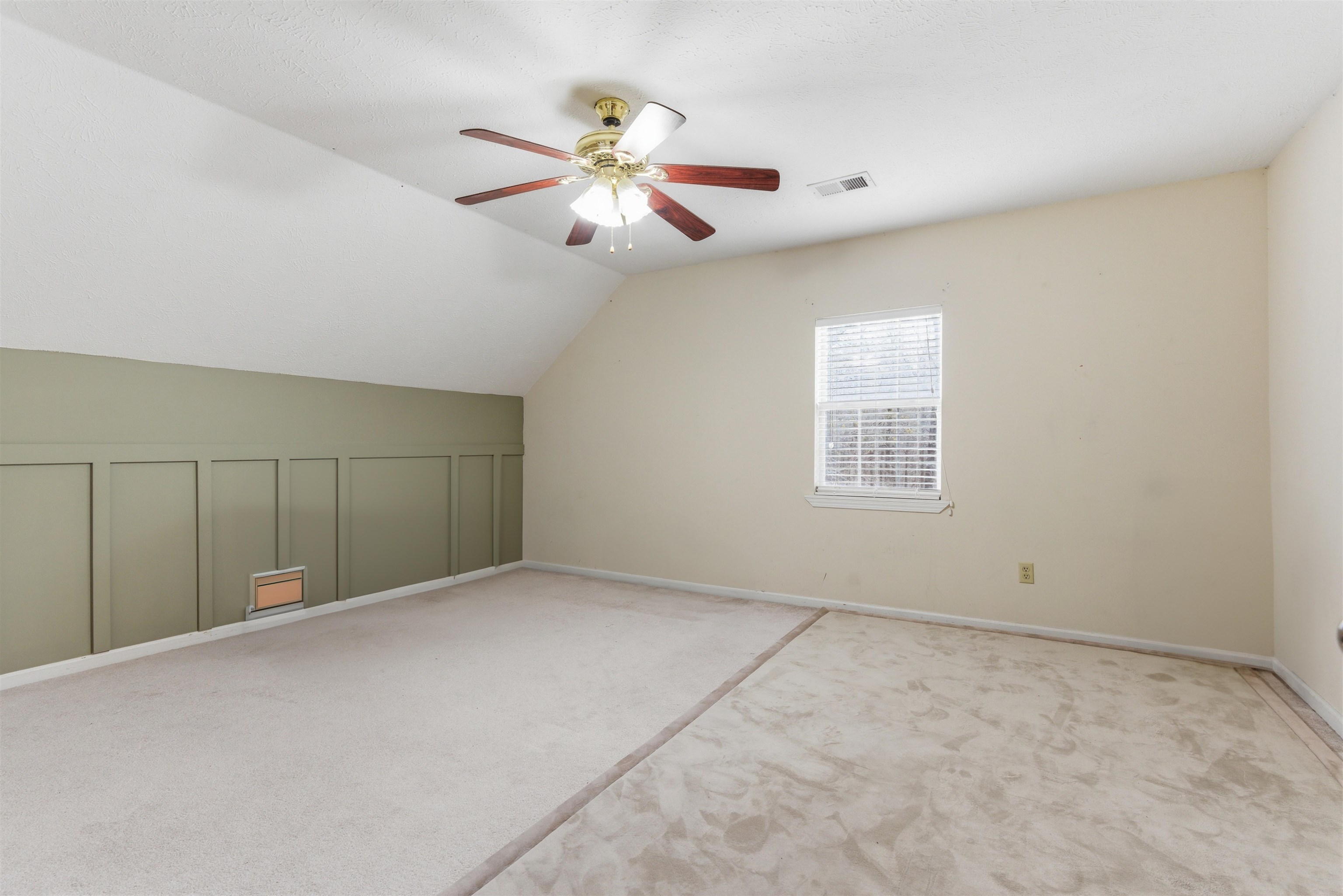 915 Clifftview Rd Property Photo 26