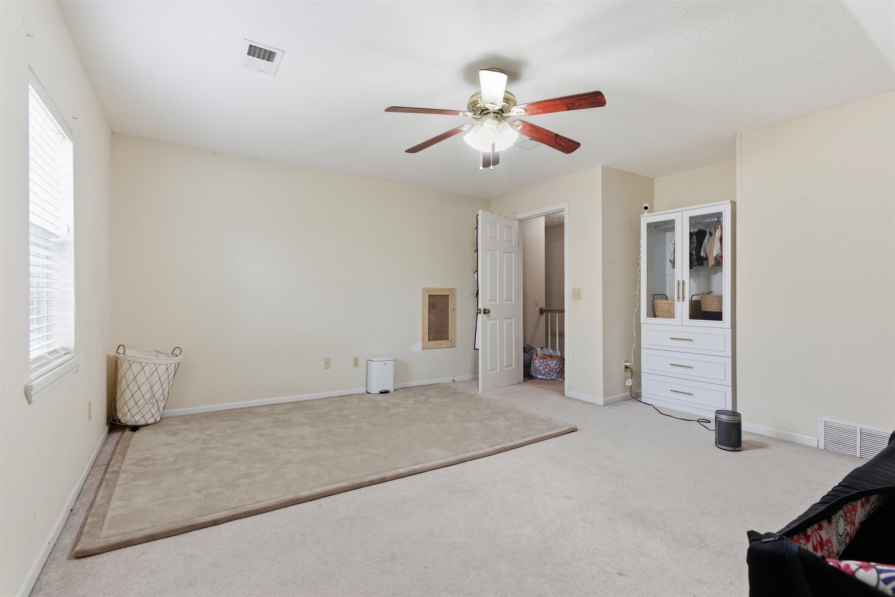 915 Clifftview Rd Property Photo 27