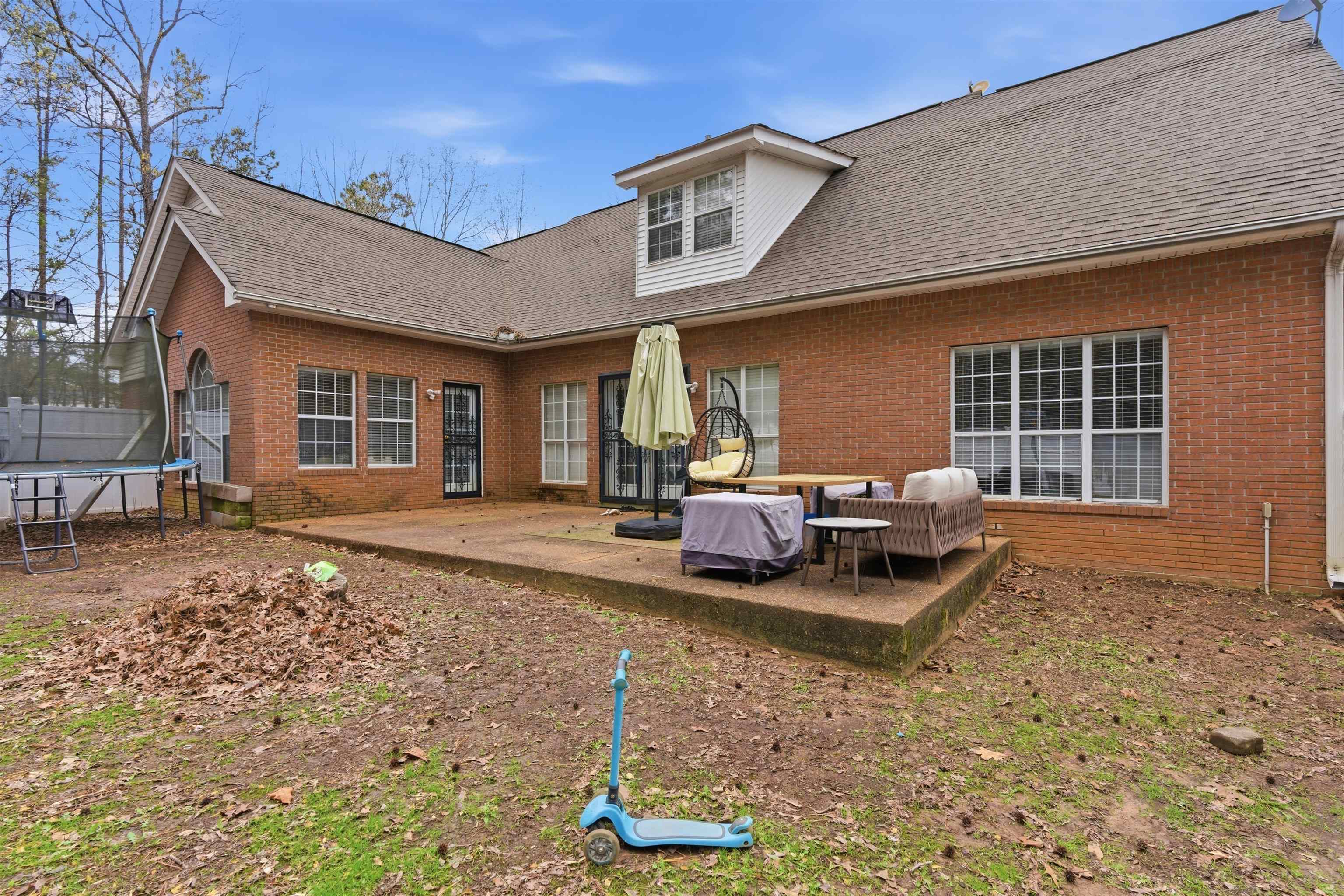 915 Clifftview Rd Property Photo 33