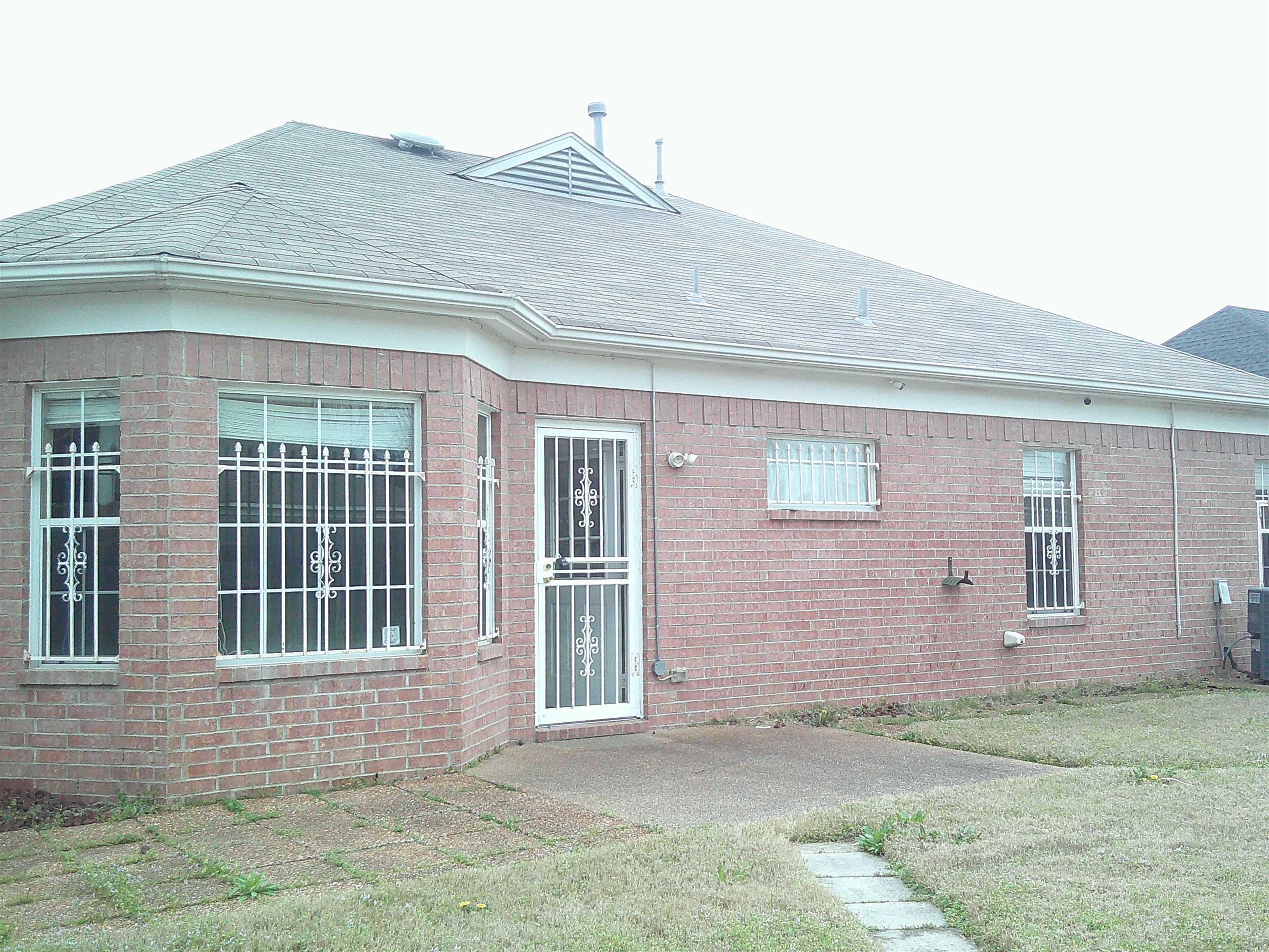 4759 Painted Oak Cv Property Photo 2