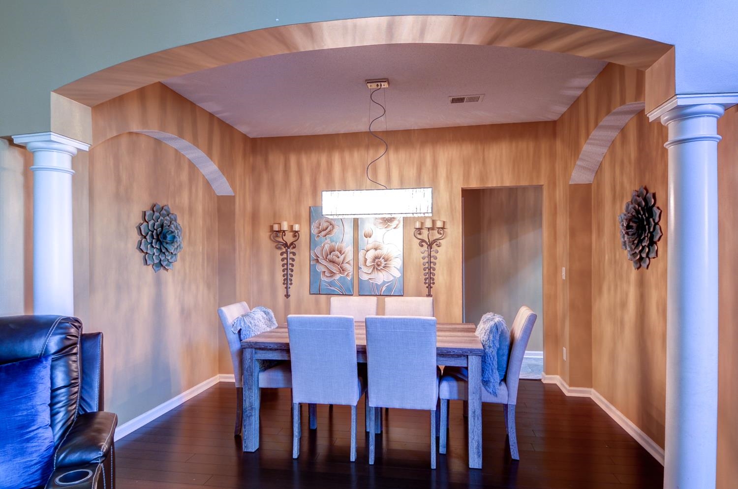 7656 Glen Laurel Way Property Photo 17