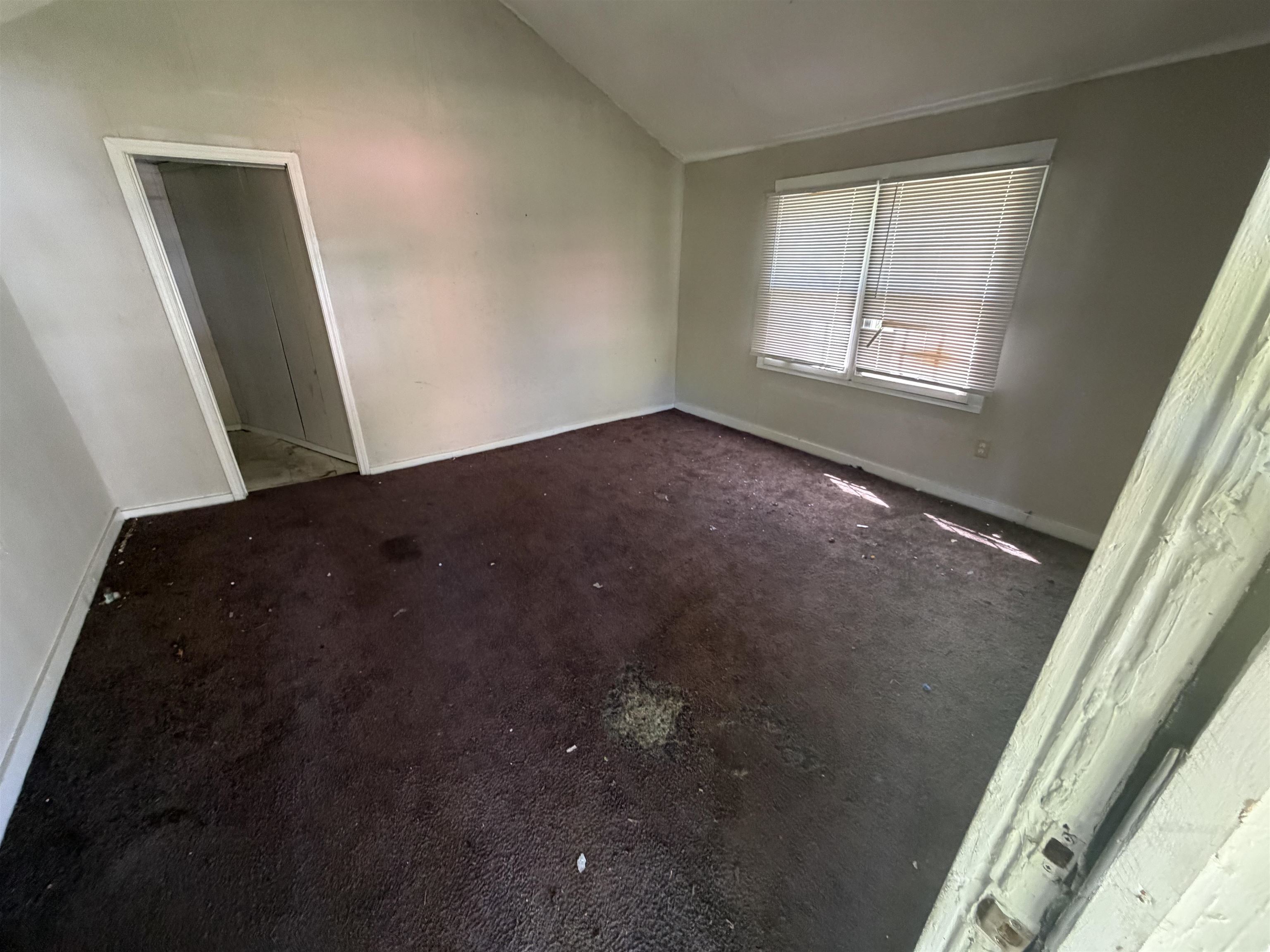 3044 Green Rd Property Photo 2