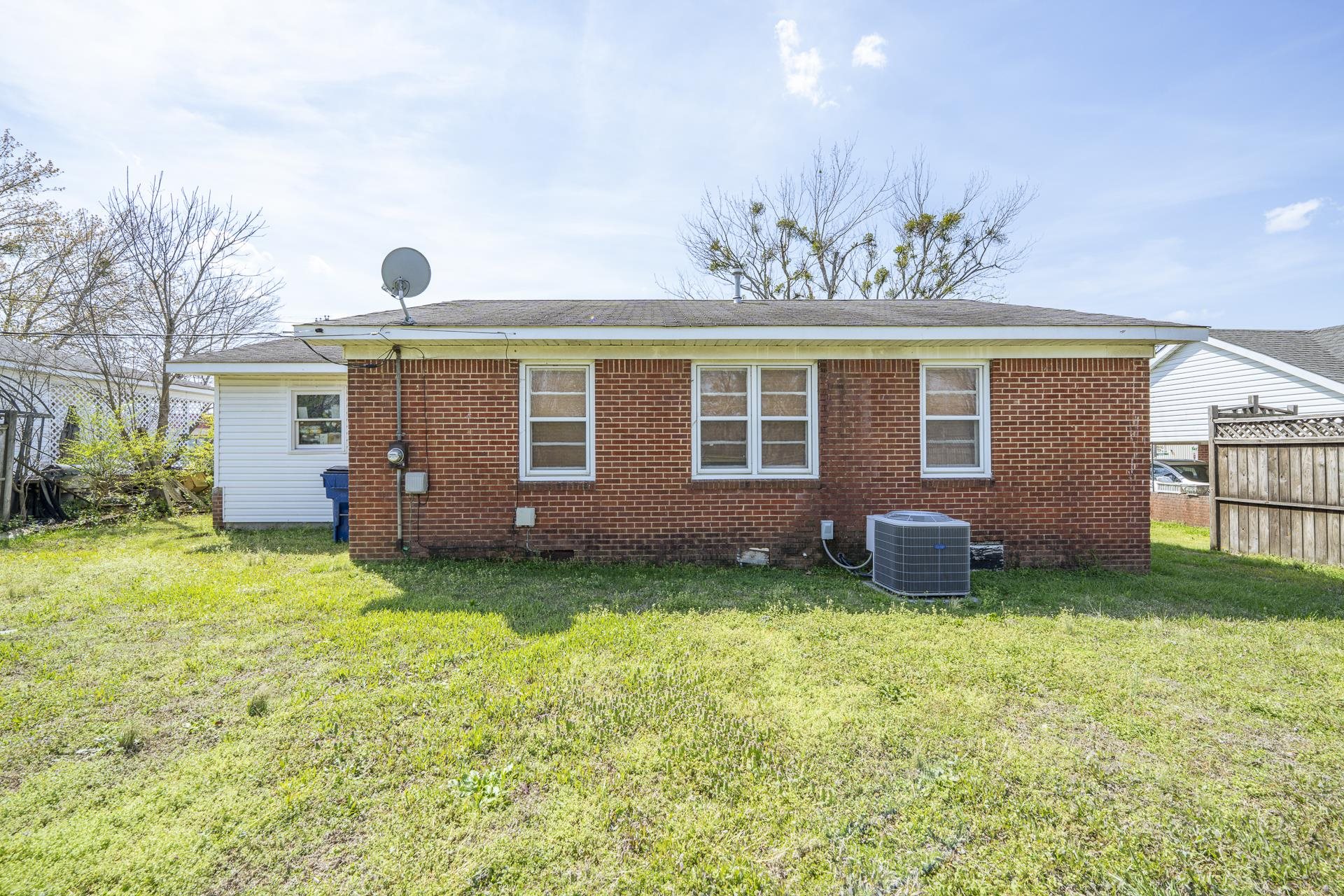 175 Florence Rd Property Photo 3