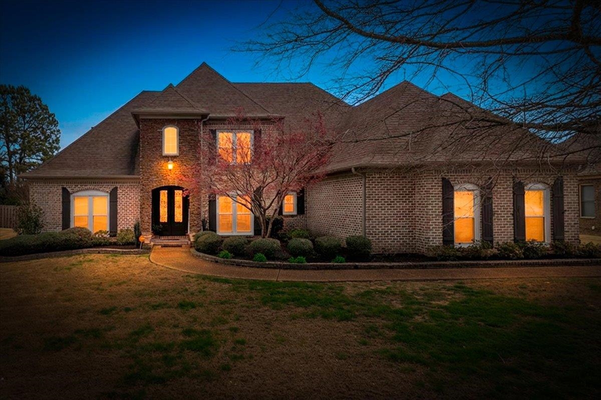 1196 Tuscumbia Rd Property Photo 2