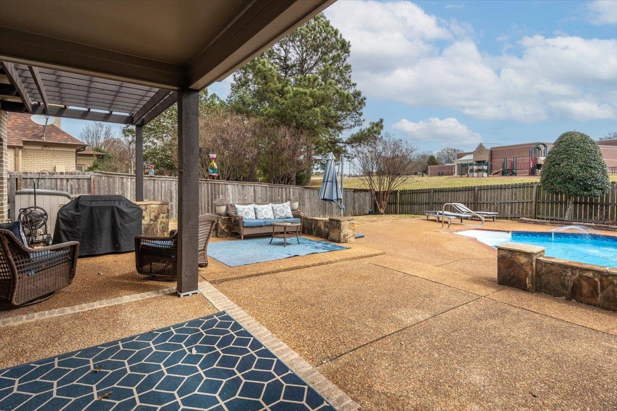 1196 Tuscumbia Rd Property Photo 4