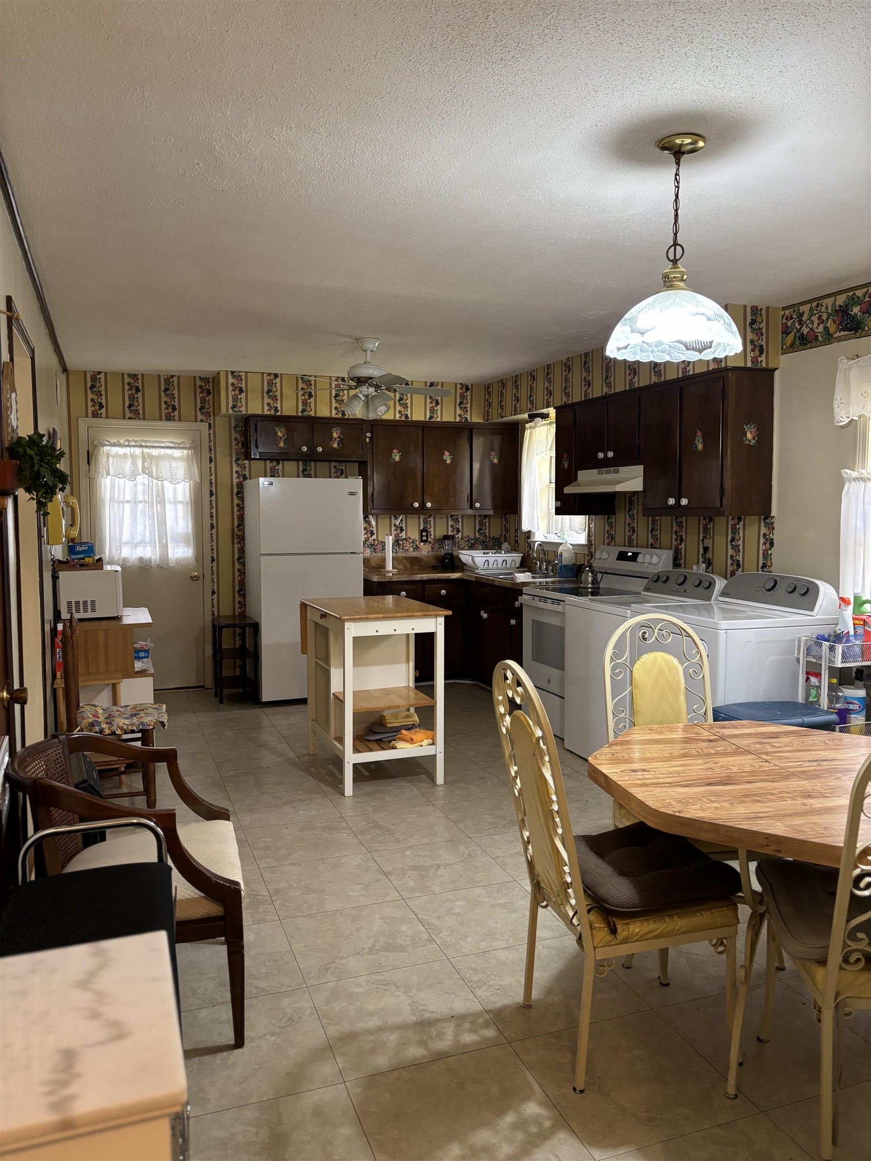 1088 Western Park Dr Property Photo 10