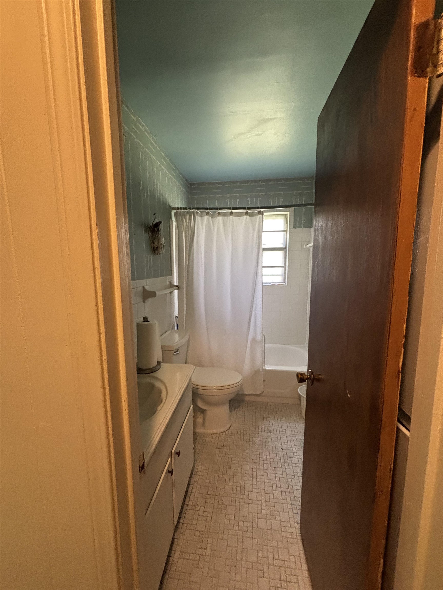 1088 Western Park Dr Property Photo 17