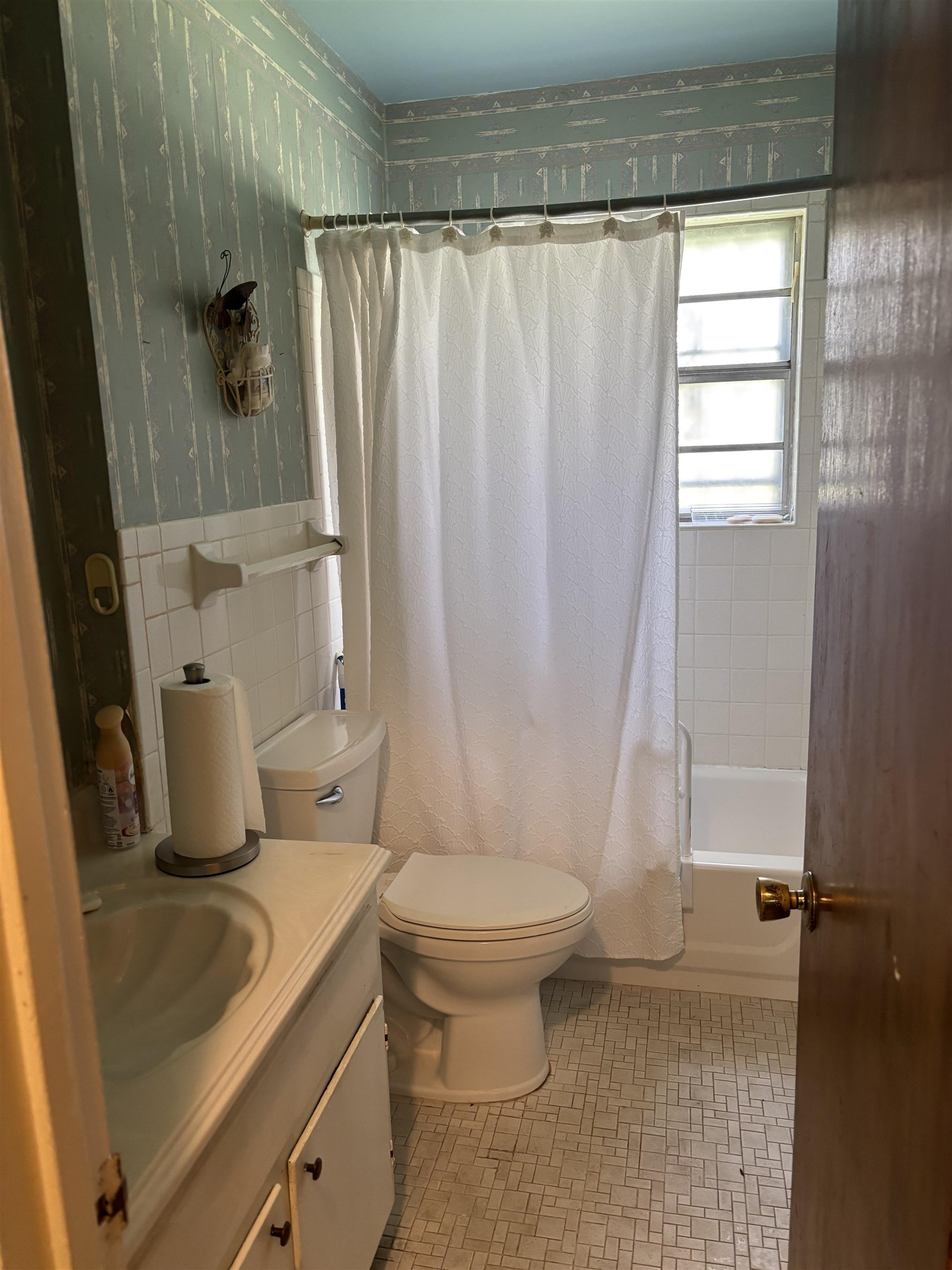 1088 Western Park Dr Property Photo 18