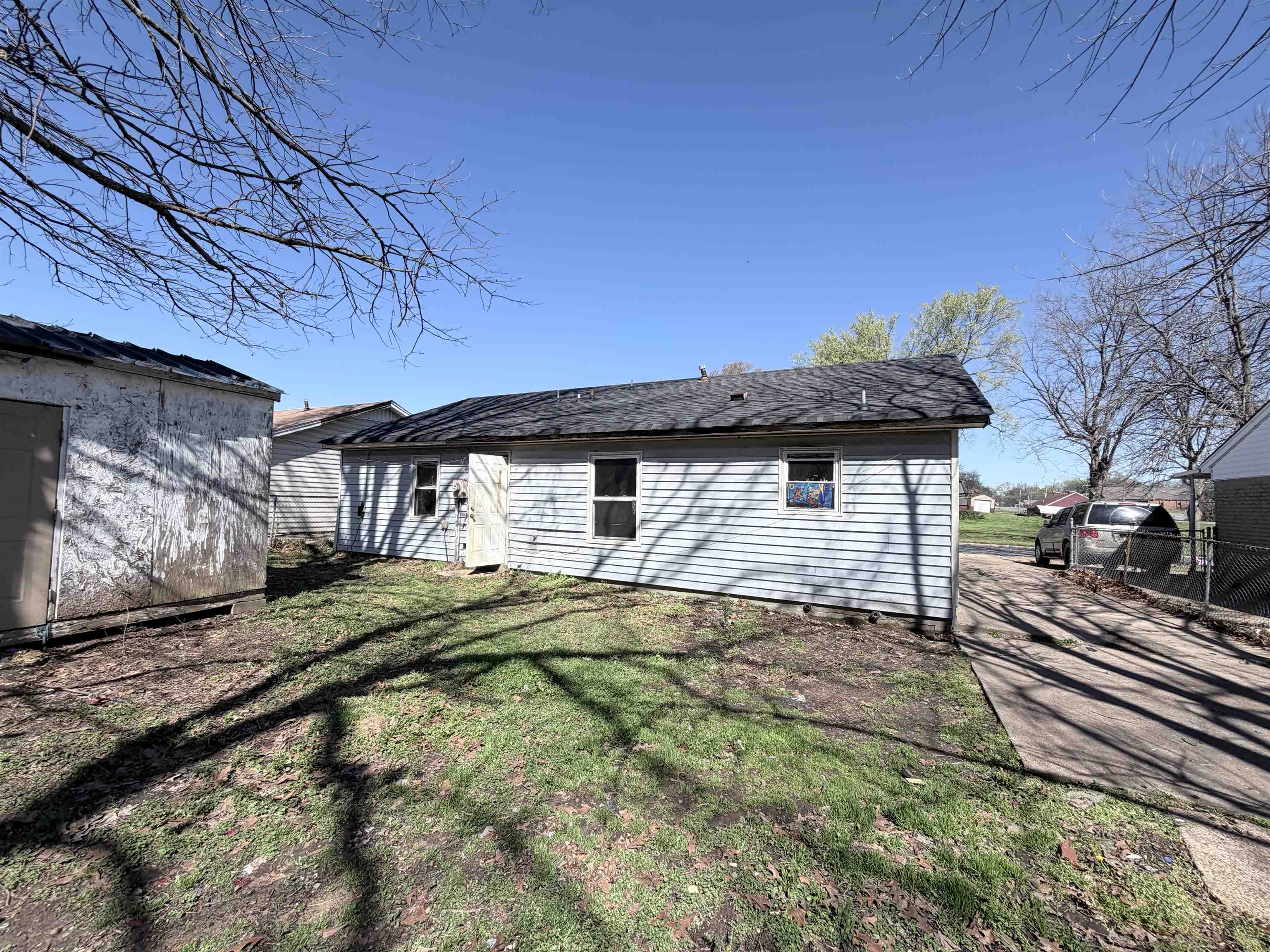 1001 Canary Ln Property Photo 11