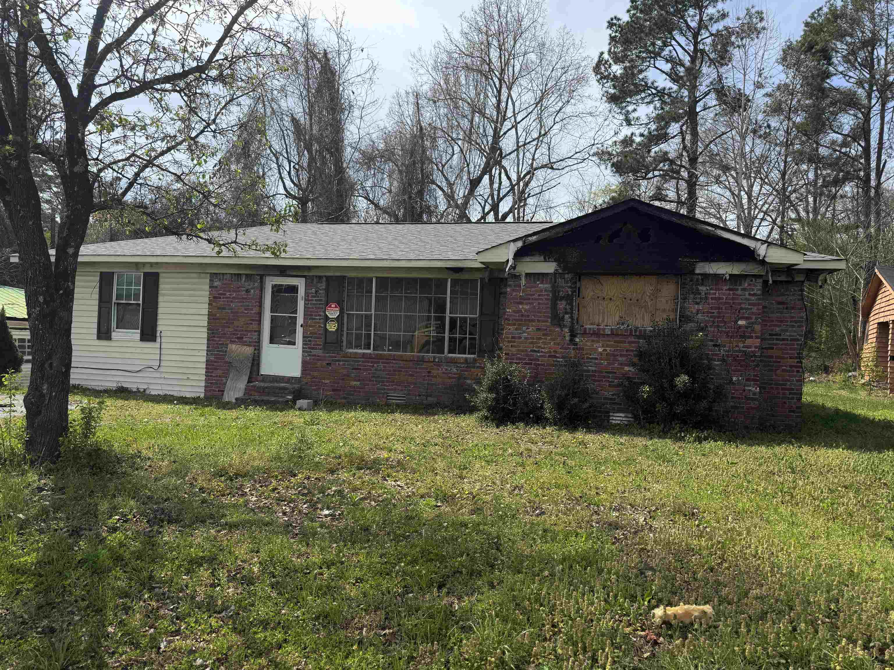 774 Peach St Property Photo 2